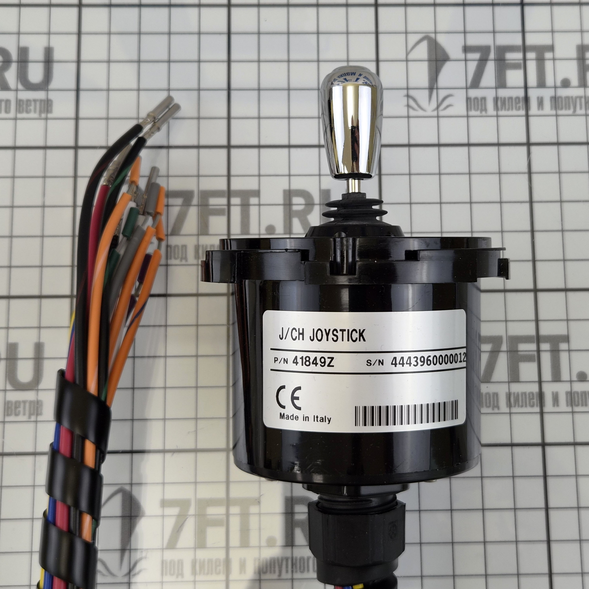Купить Пульт управления электромеханическими транцевыми плитами UFLEX (Ultraflex) 41849Z EASYJOY J/CH Ø92,5мм вырез Ø70мм кабель 0,5м цвет ободка хром 7ft.ru в интернет магазине Семь Футов
