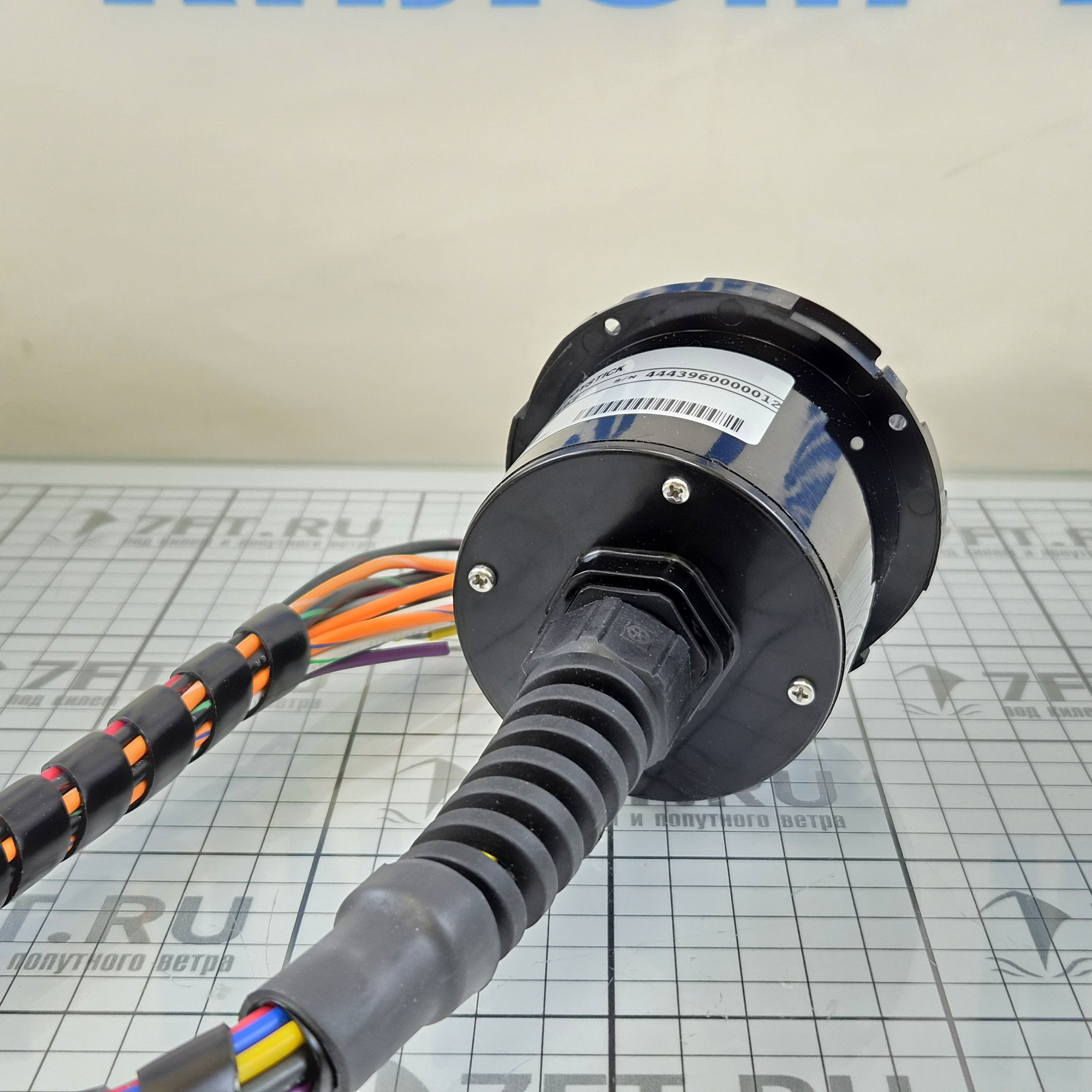 Купить Пульт управления электромеханическими транцевыми плитами UFLEX (Ultraflex) 41849Z EASYJOY J/CH Ø92,5мм вырез Ø70мм кабель 0,5м цвет ободка хром 7ft.ru в интернет магазине Семь Футов