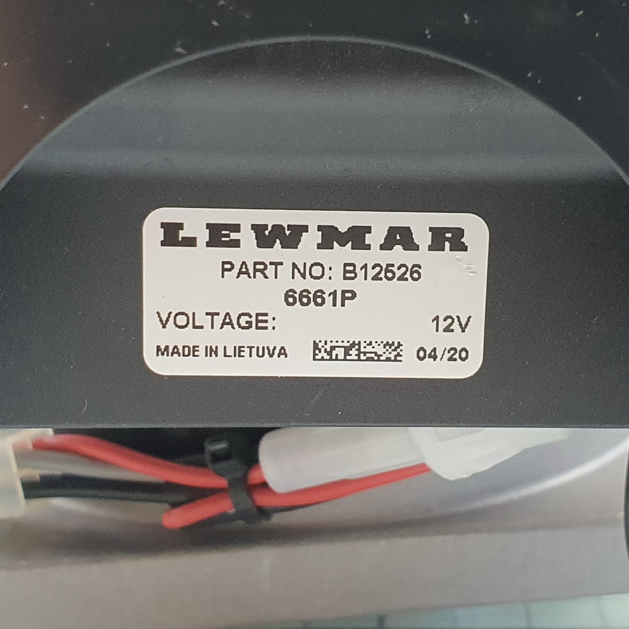Купить Носовое подруливающее устройство Lewmar 110TT 591103 12В 1,5кВт 28кгс для судов 5-8м комплект 7ft.ru в интернет магазине Семь Футов