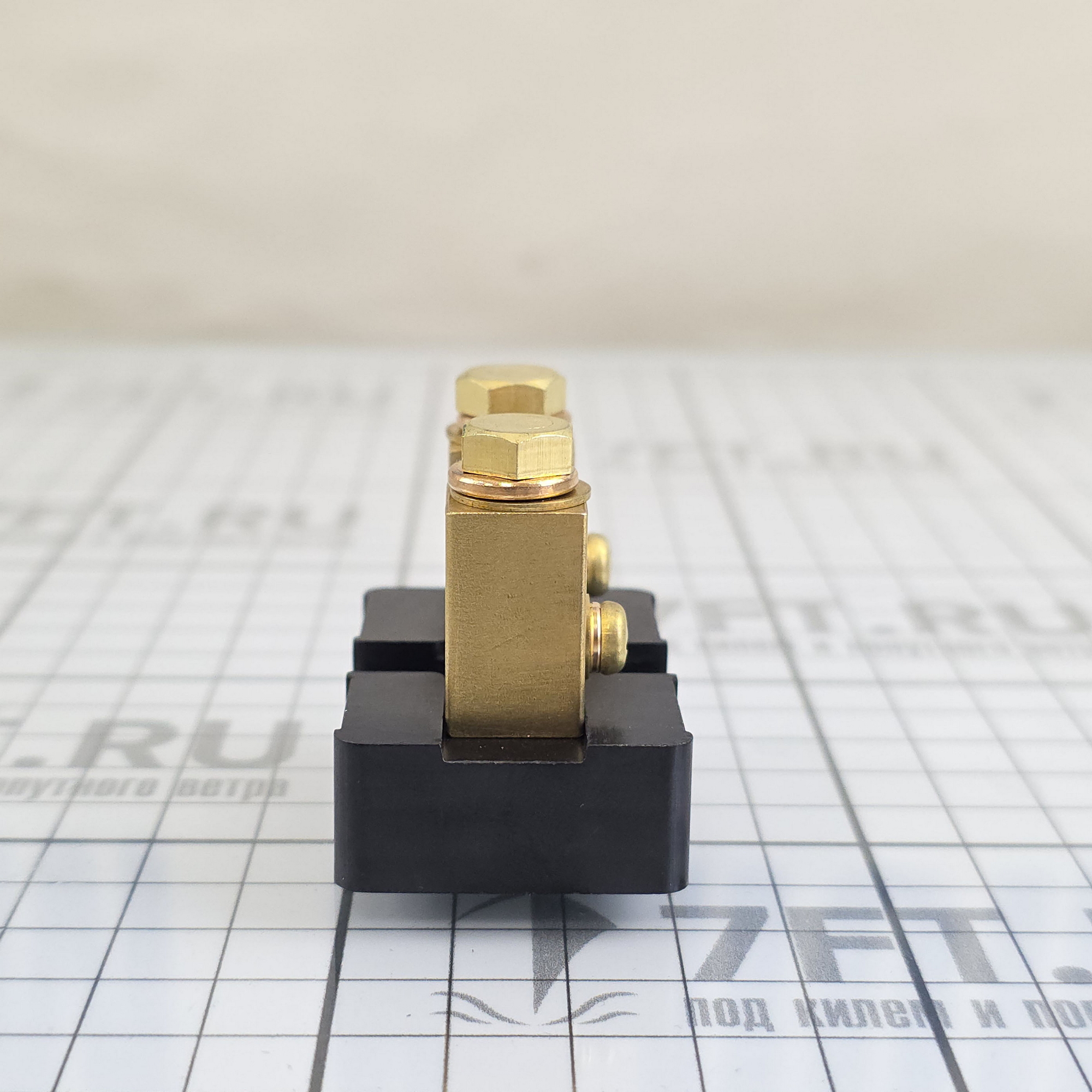 Купить Аналоговый шунт постоянного тока Blue Sea 9230 50мВ 100А 7ft.ru в интернет магазине Семь Футов