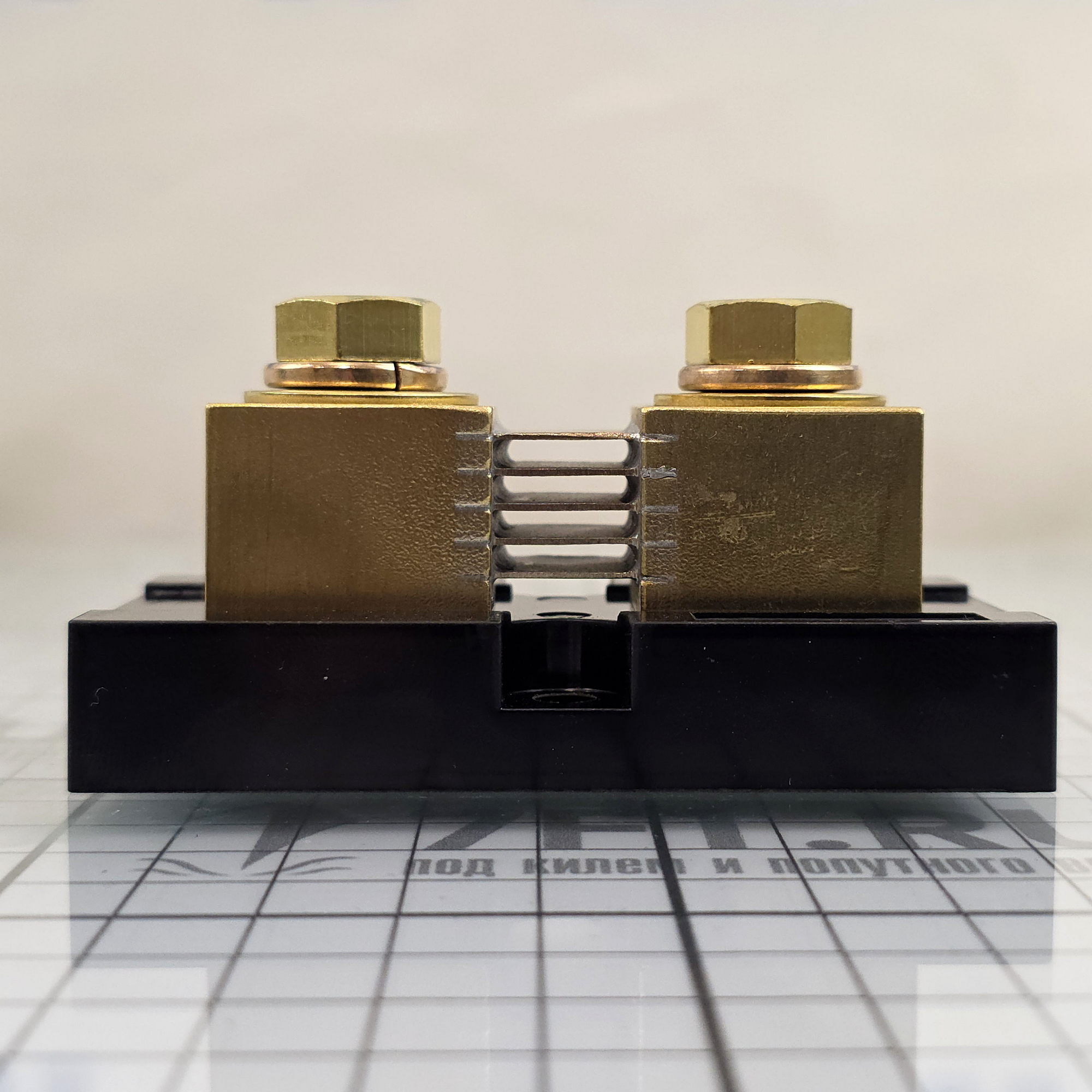 Купить Цифровой шунт постоянного тока Blue Sea 8255 50мВ 500А 7ft.ru в интернет магазине Семь Футов