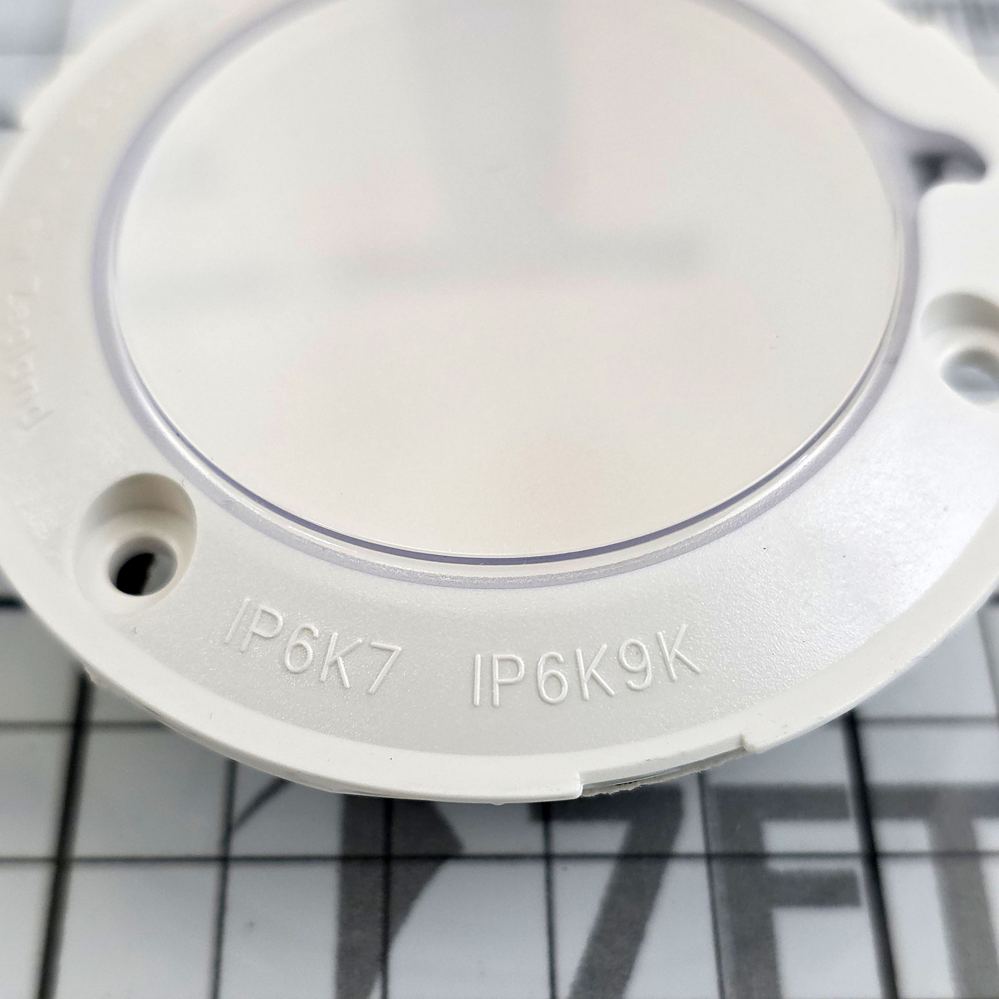 Купить Светильник светодиодный Hella Marine EuroLED 75 2JA 958 109-021 12В 3Вт 2700K IP67 корпус из нержавеющей стали AISI316 7ft.ru в интернет магазине Семь Футов