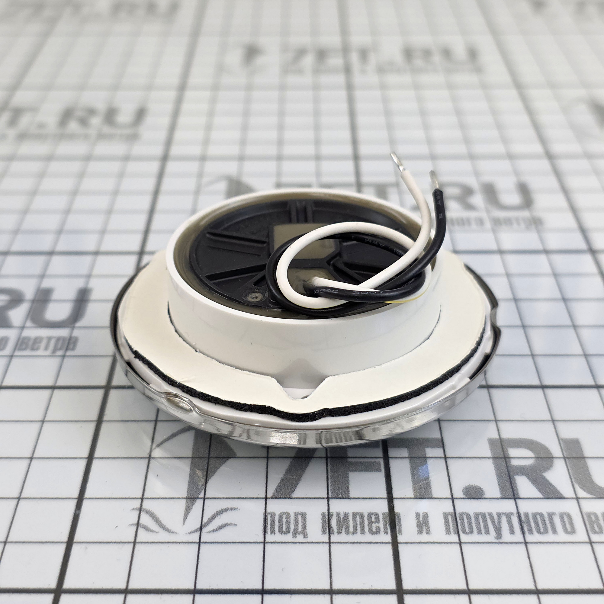 Купить Светильник светодиодный Hella Marine EuroLED 75 2JA 958 109-021 12В 3Вт 2700K IP67 корпус из нержавеющей стали AISI316 7ft.ru в интернет магазине Семь Футов