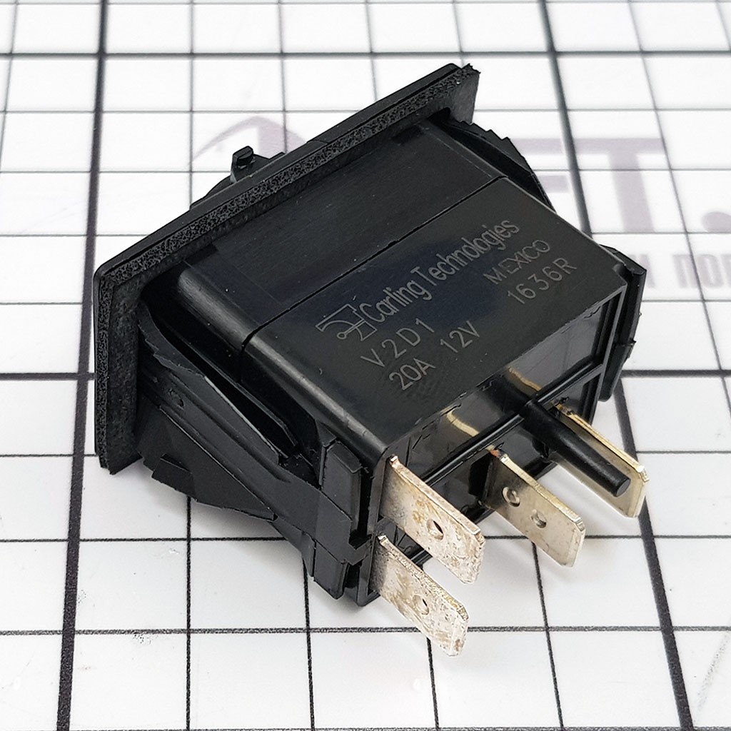 Купить Выключатель клавишный одноконтактный Carling Technologies V2DAAC0C (ON)-OFF с красным светодиодом без клавиши 7ft.ru в интернет магазине Семь Футов