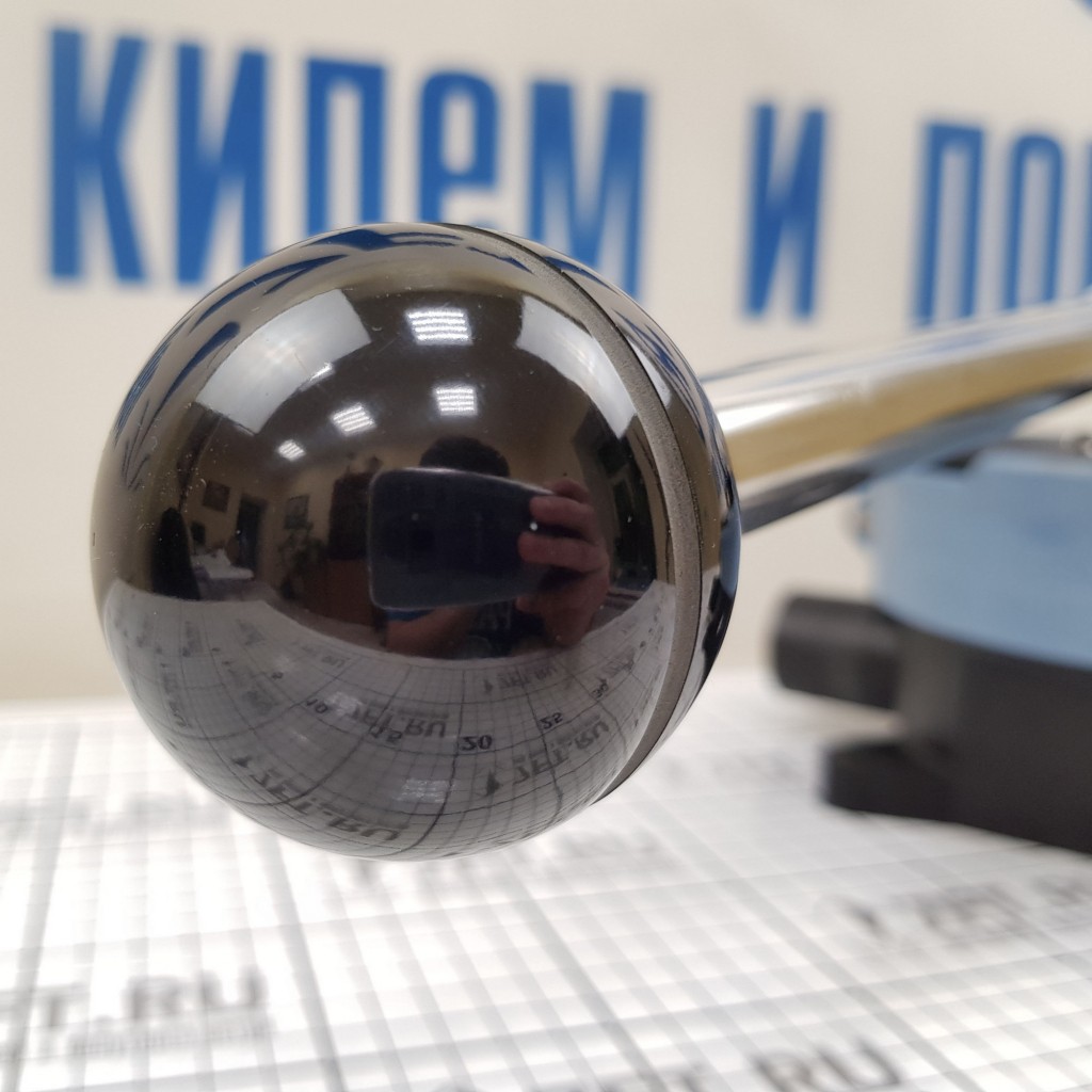 Купить Помпа трюмная ручная Whale Gusher Titan Standard BP4402 105л/мин под шланг Ø38 мм с установкой на палубу 7ft.ru в интернет магазине Семь Футов