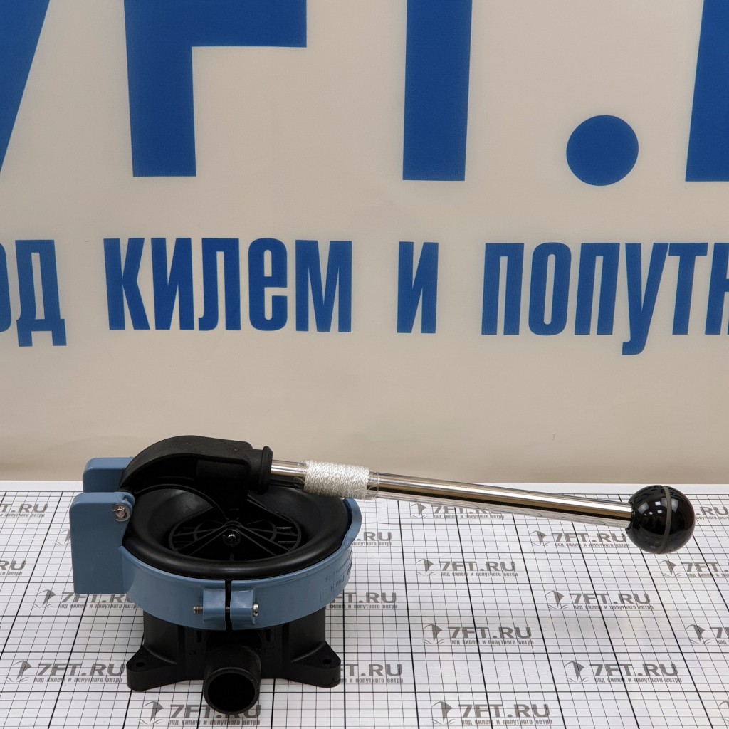 Купить Помпа трюмная ручная Whale Gusher Titan Standard BP4402 105л/мин под шланг Ø38 мм с установкой на палубу 7ft.ru в интернет магазине Семь Футов