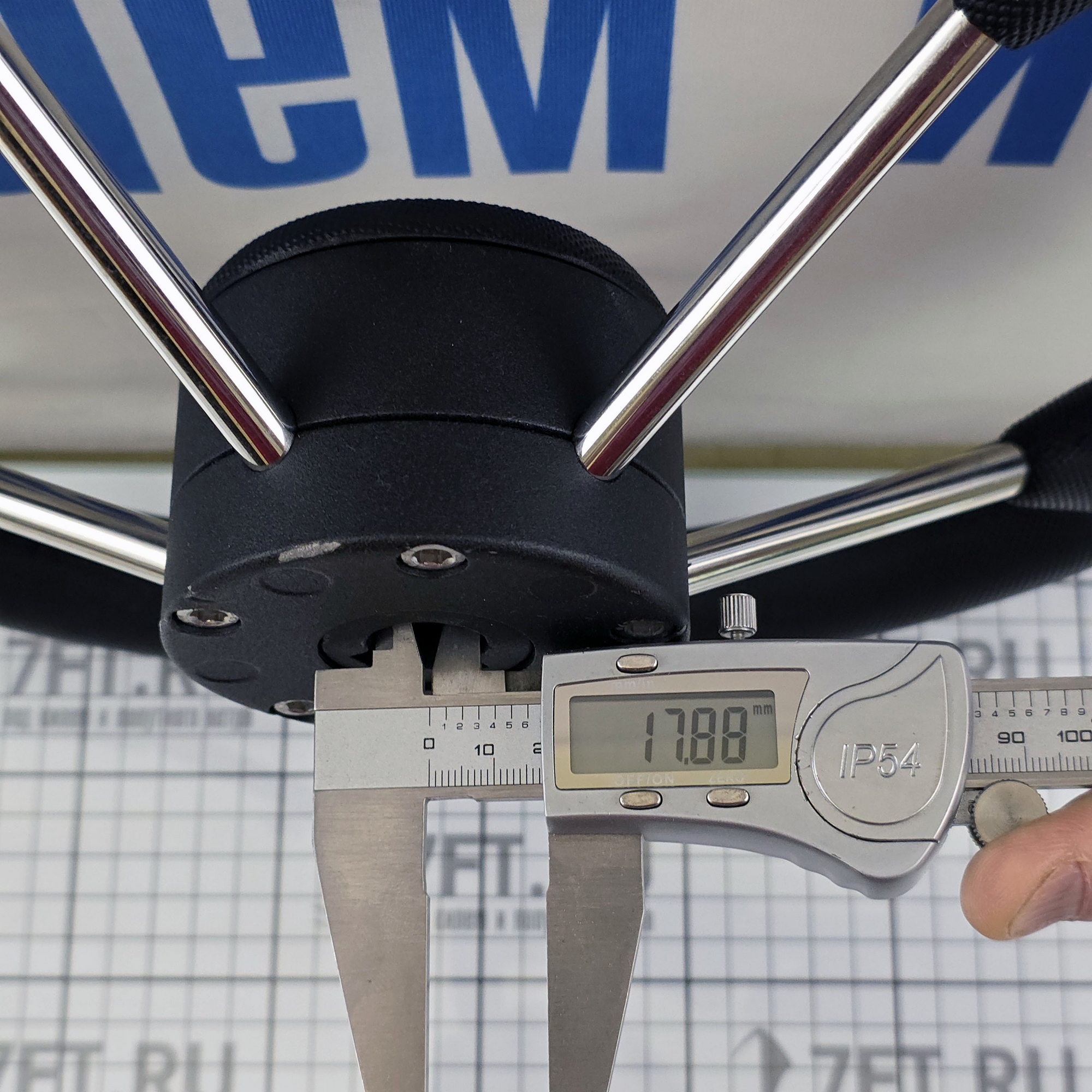 Купить Рулевое колесо Ultraflex V70B 68441R Ø350x90мм рукоятка из чёрного полиуретана со спицами из нержавеющей стали 7ft.ru в интернет магазине Семь Футов