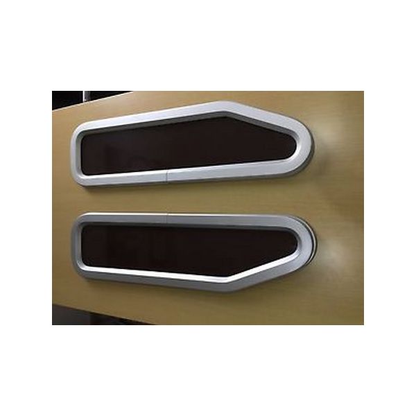 Купить Иллюминатор открывающийся Lewmar Standard Portlight 393440500 708 x 195 x 4 мм размер 4 правый 7ft.ru в интернет магазине Семь Футов