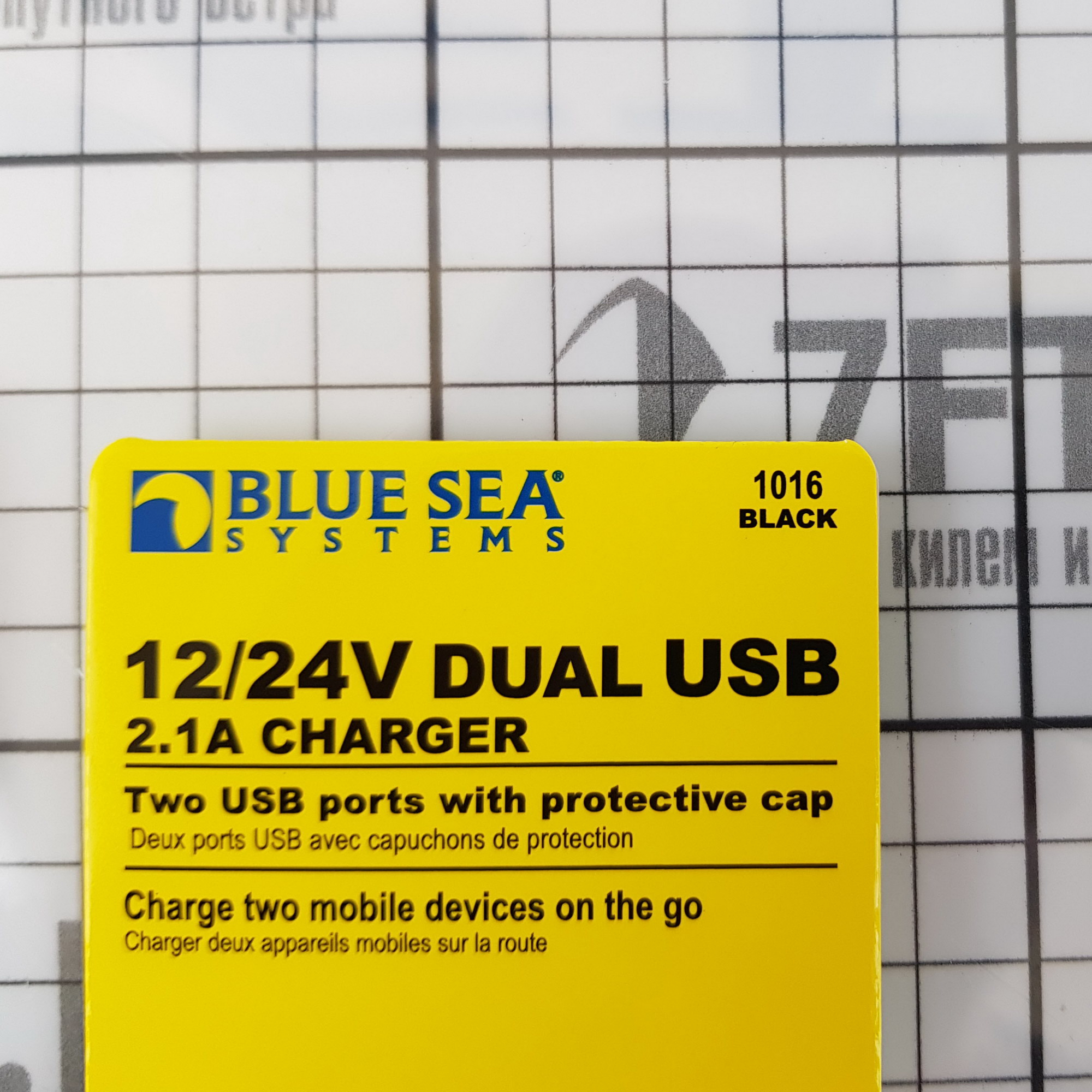 Купить Двойная розетка USB для зарядки мобильных устройств Blue Sea 1016 12/24В 2,1А чёрная 7ft.ru в интернет магазине Семь Футов