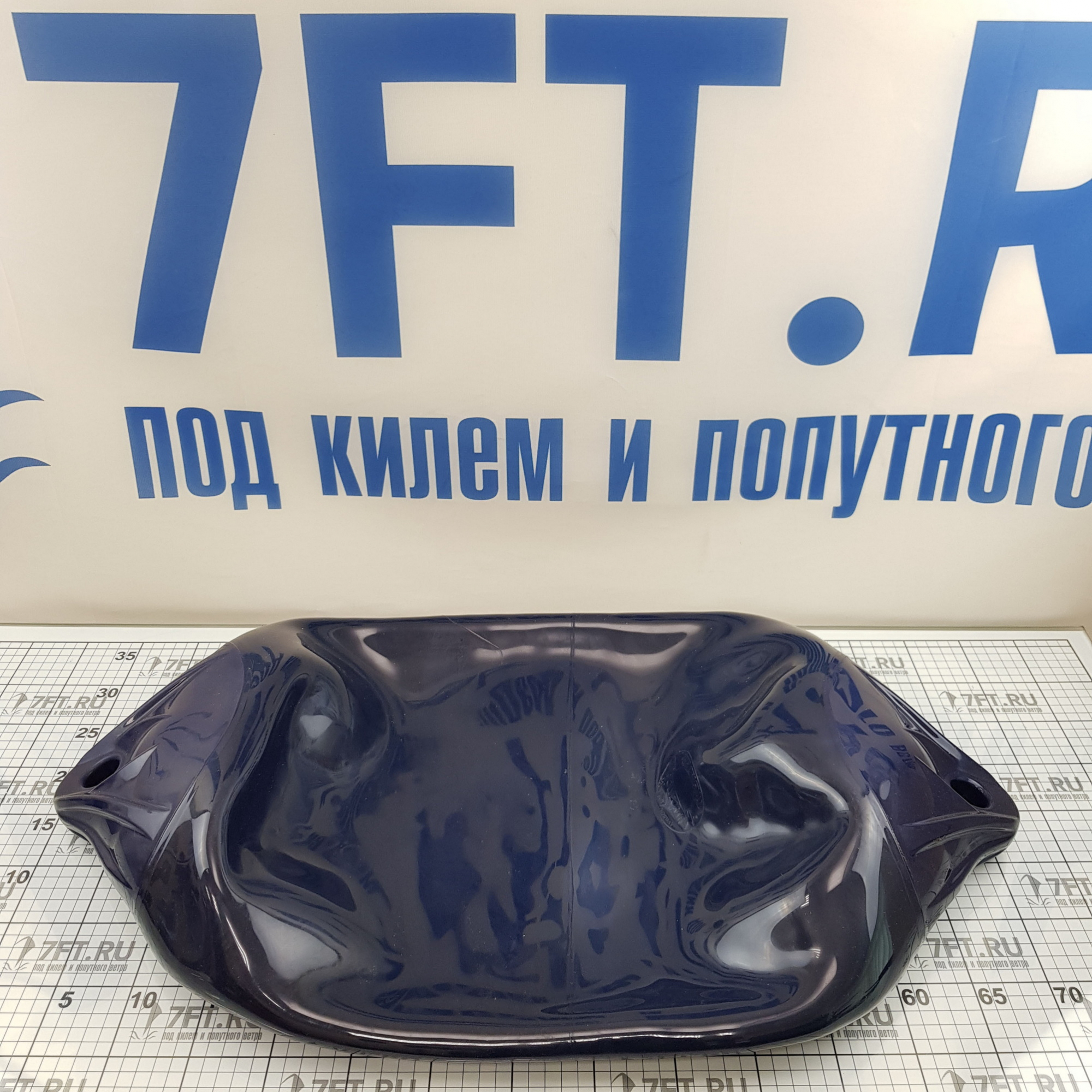 Купить Кранец из виниловой пластмассы Polyform F5 F-5/12 290 x 775 мм полностью синий 7ft.ru в интернет магазине Семь Футов