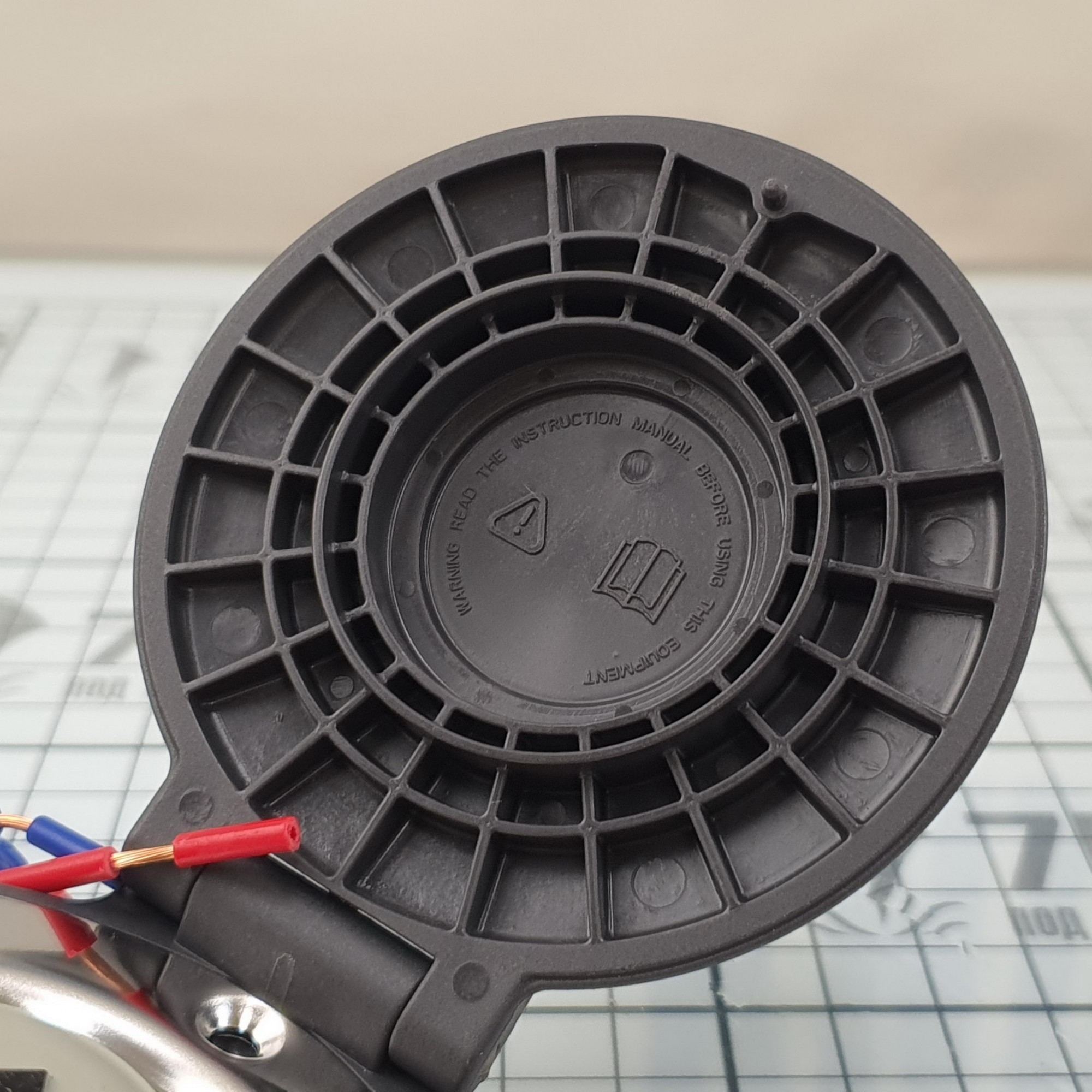 Купить Палубная кнопка из композитных материалов «вверх» Lewmar 68000884 7ft.ru в интернет магазине Семь Футов