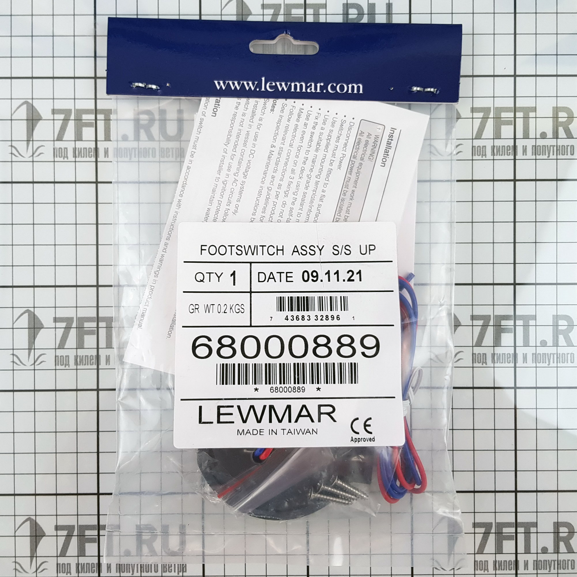 Купить Палубная кнопка из композитных материалов «вверх» Lewmar Deck 68000889 нержавеющая сталь 7ft.ru в интернет магазине Семь Футов