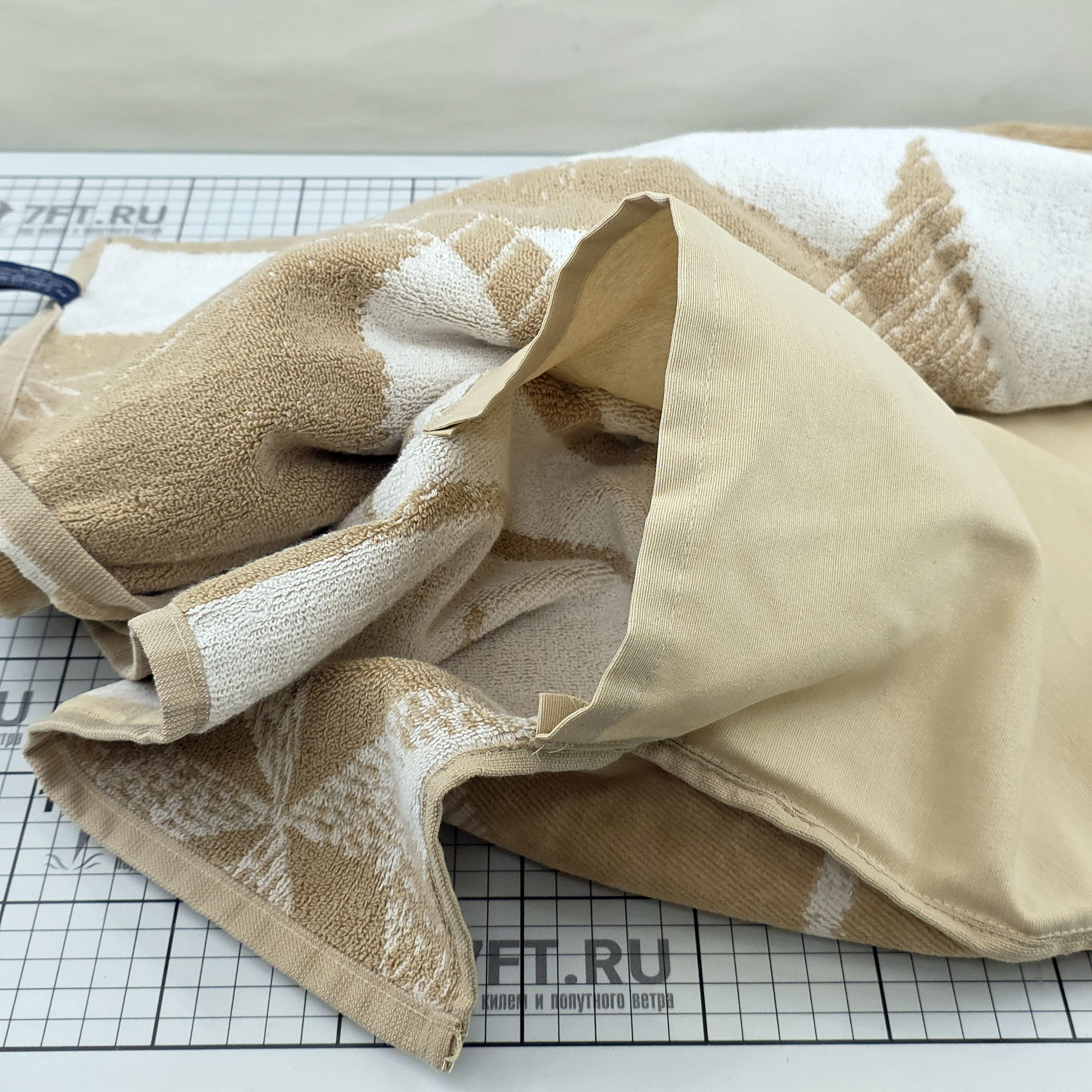 Купить Пляжное полотенце из махровой ткани с надувной подушкой Marine Business Free Style 50001 1800x1000мм бежевое 7ft.ru в интернет магазине Семь Футов