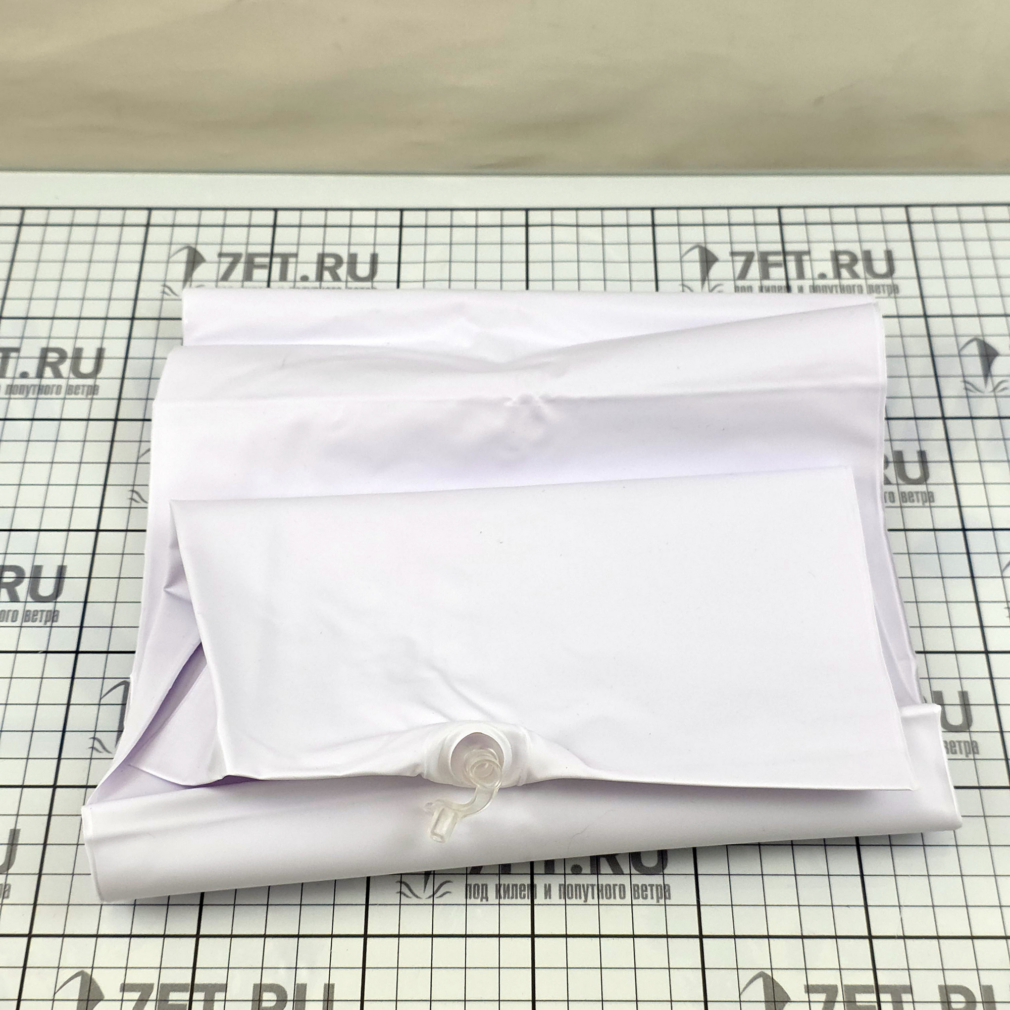 Купить Пляжное полотенце из махровой ткани с надувной подушкой Marine Business Free Style 50001 1800x1000мм бежевое 7ft.ru в интернет магазине Семь Футов