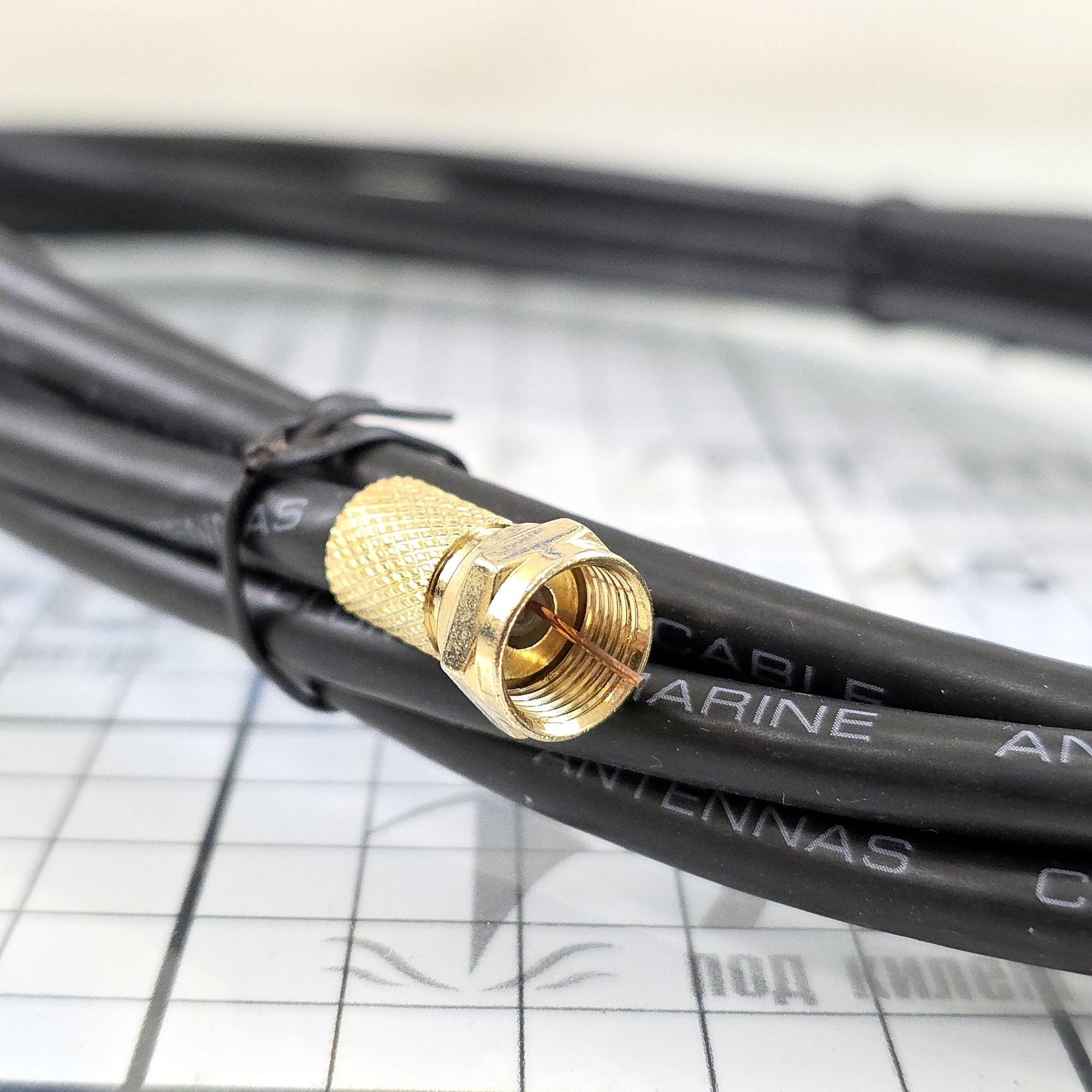 Купить Кабель AM/FM Glomex V9148 3,6м для телевизионной антенны 7ft.ru в интернет магазине Семь Футов