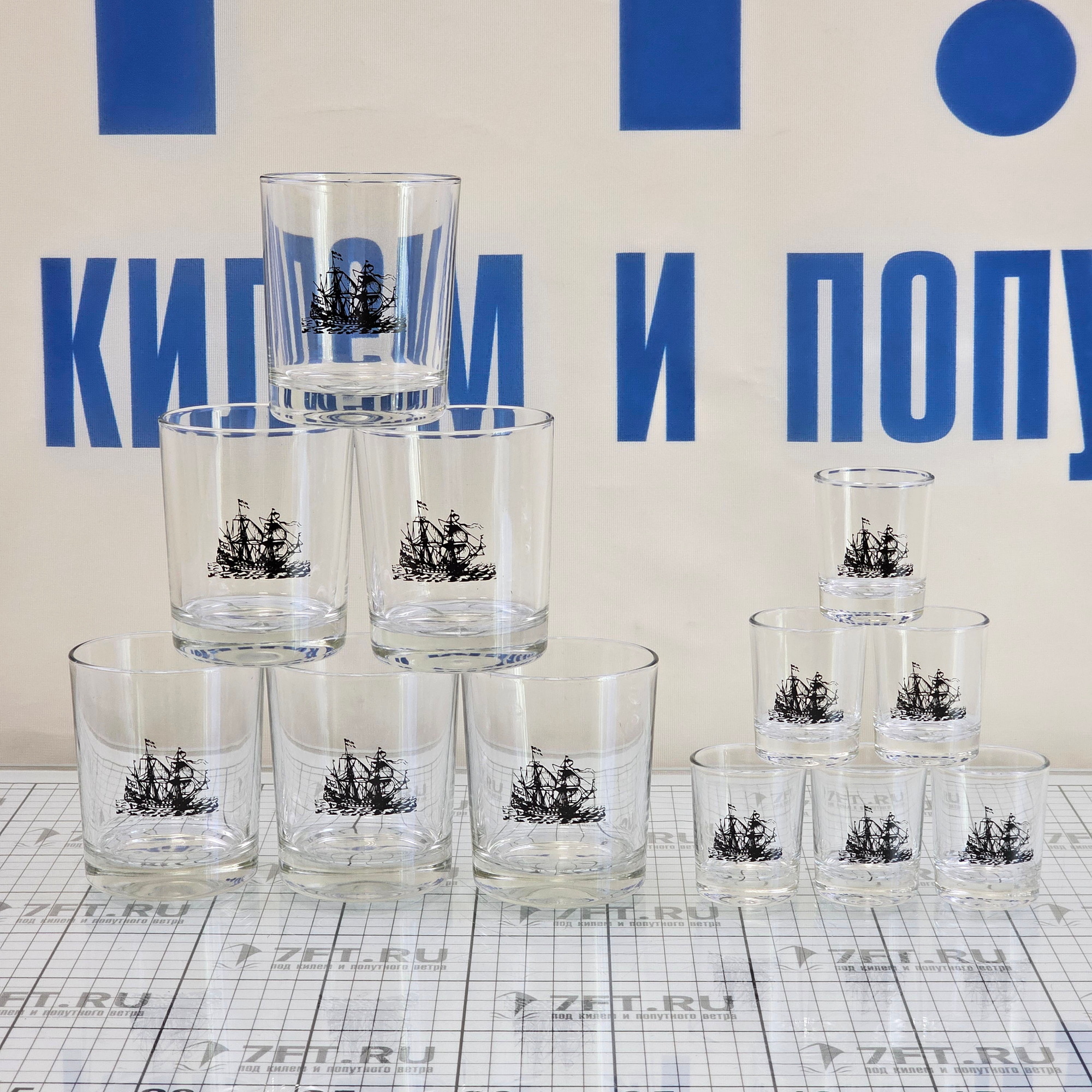 Купить Капитанский переносной бар из тика ARC Marine 3955 540x100x150мм 6 рюмок и 6 стаканов 7ft.ru в интернет магазине Семь Футов