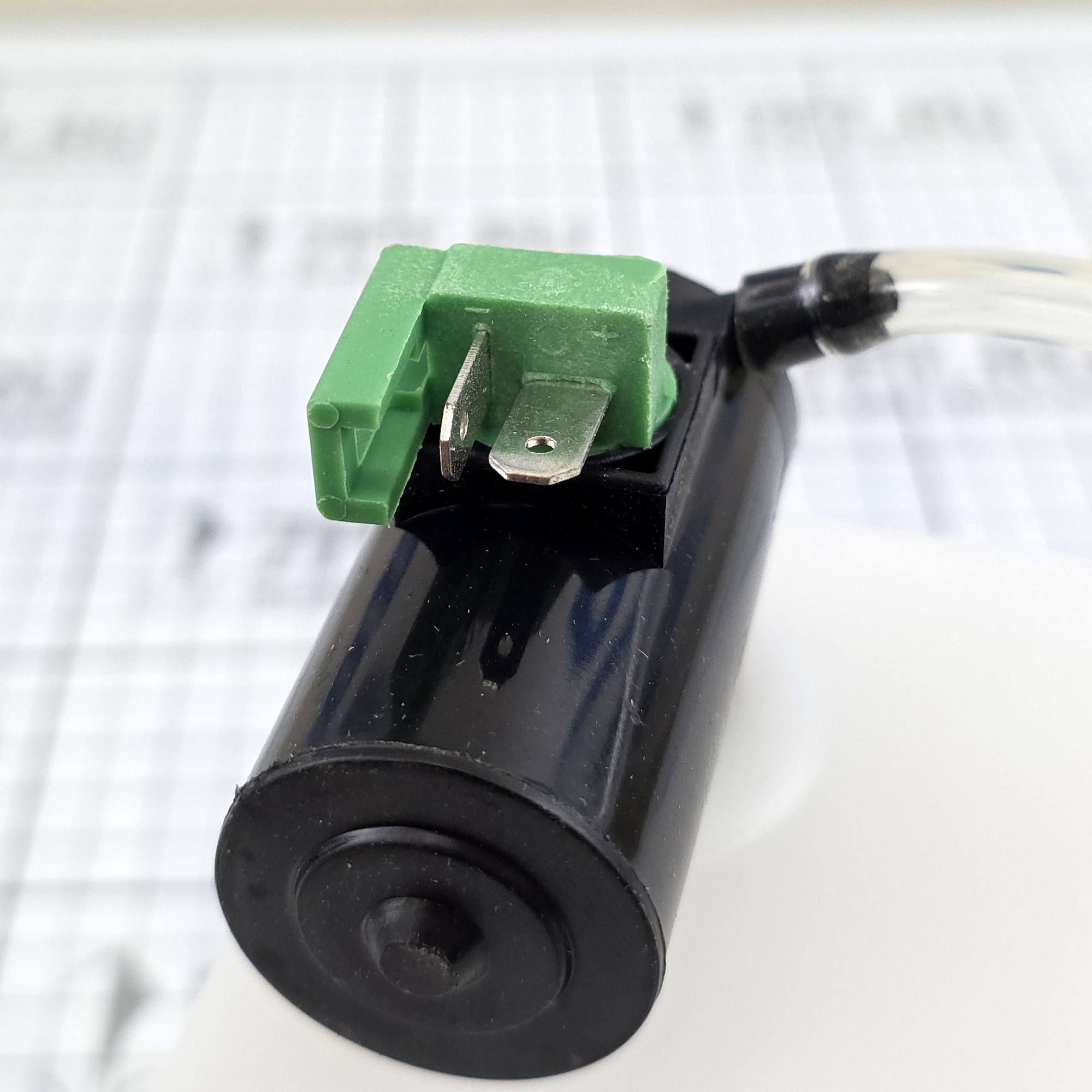 Купить Комплект омывателя стёкол Roca 531162 2,5л с помпой 24В 7ft.ru в интернет магазине Семь Футов