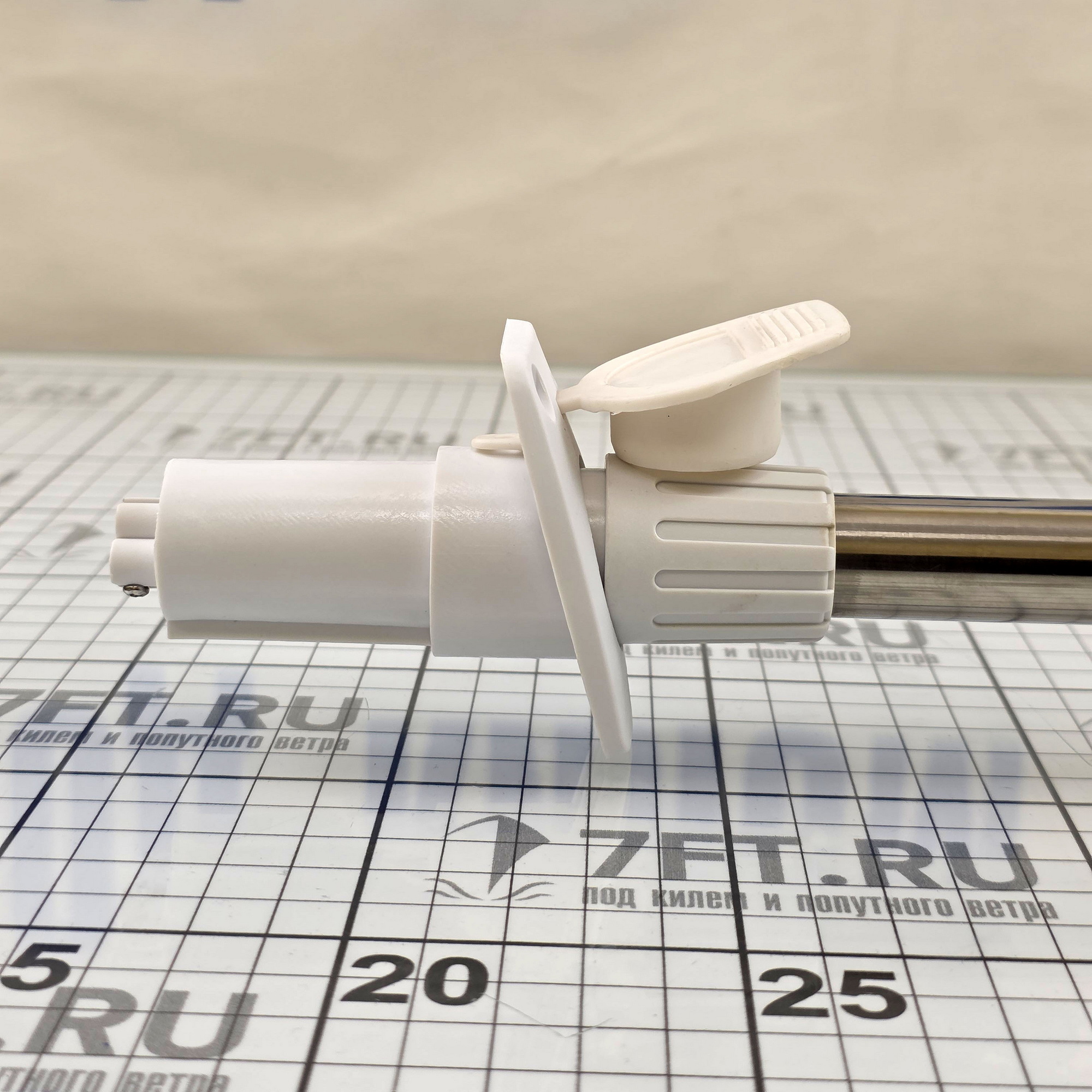 Купить Круговой огонь на съемной мачте TREM L4101530 белый 360° 12В 10Вт 600мм в корпусе из белого АБС-пластика для судов до 20м 7ft.ru в интернет магазине Семь Футов