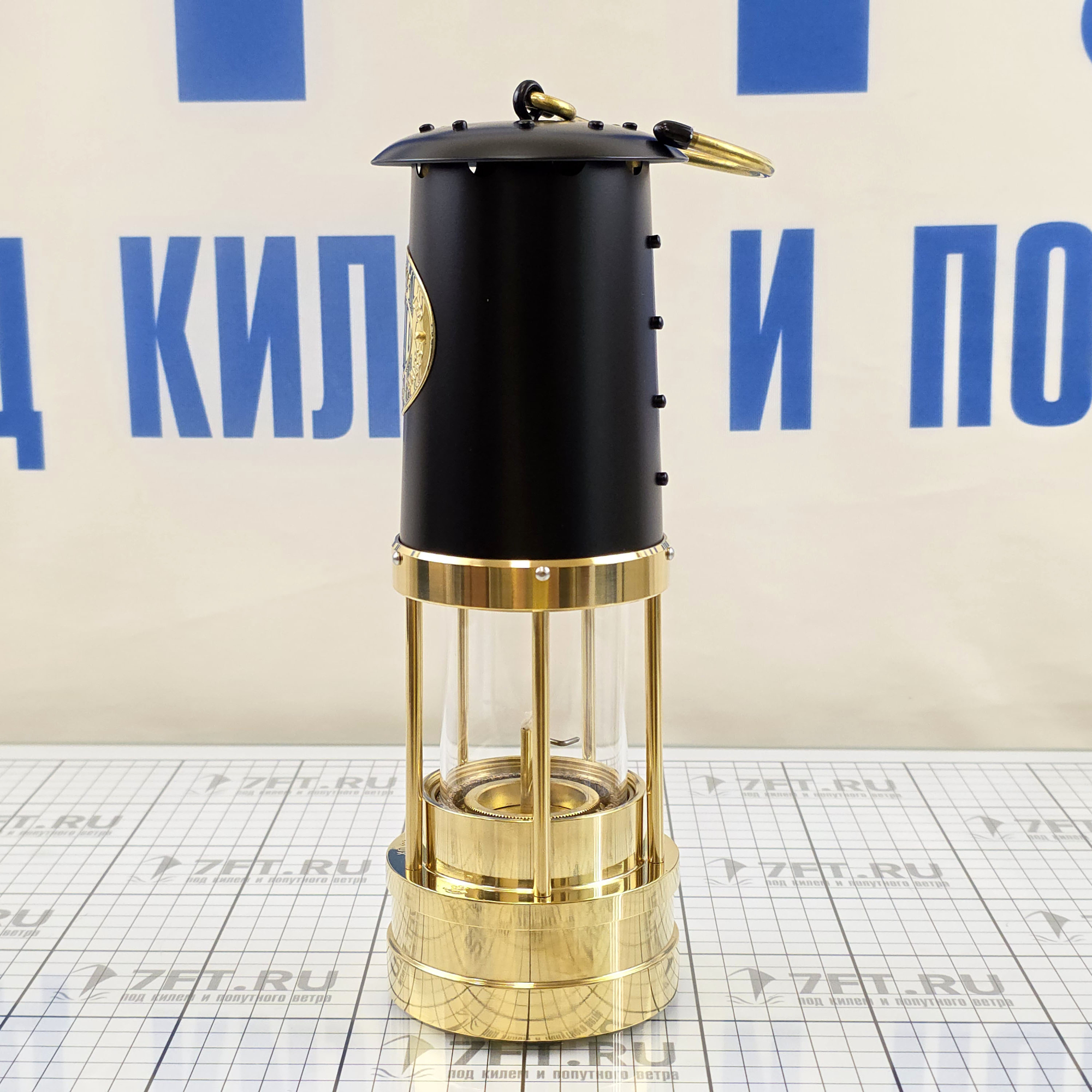 Купить Лампа Дэви E.Thomas&Williams Cambrian 4126B Miners Ø90х250мм 15-20ч 100мл шахтерская с черным окрашенным верхом для Благодатного/Олимпийского огня 7ft.ru в интернет магазине Семь Футов