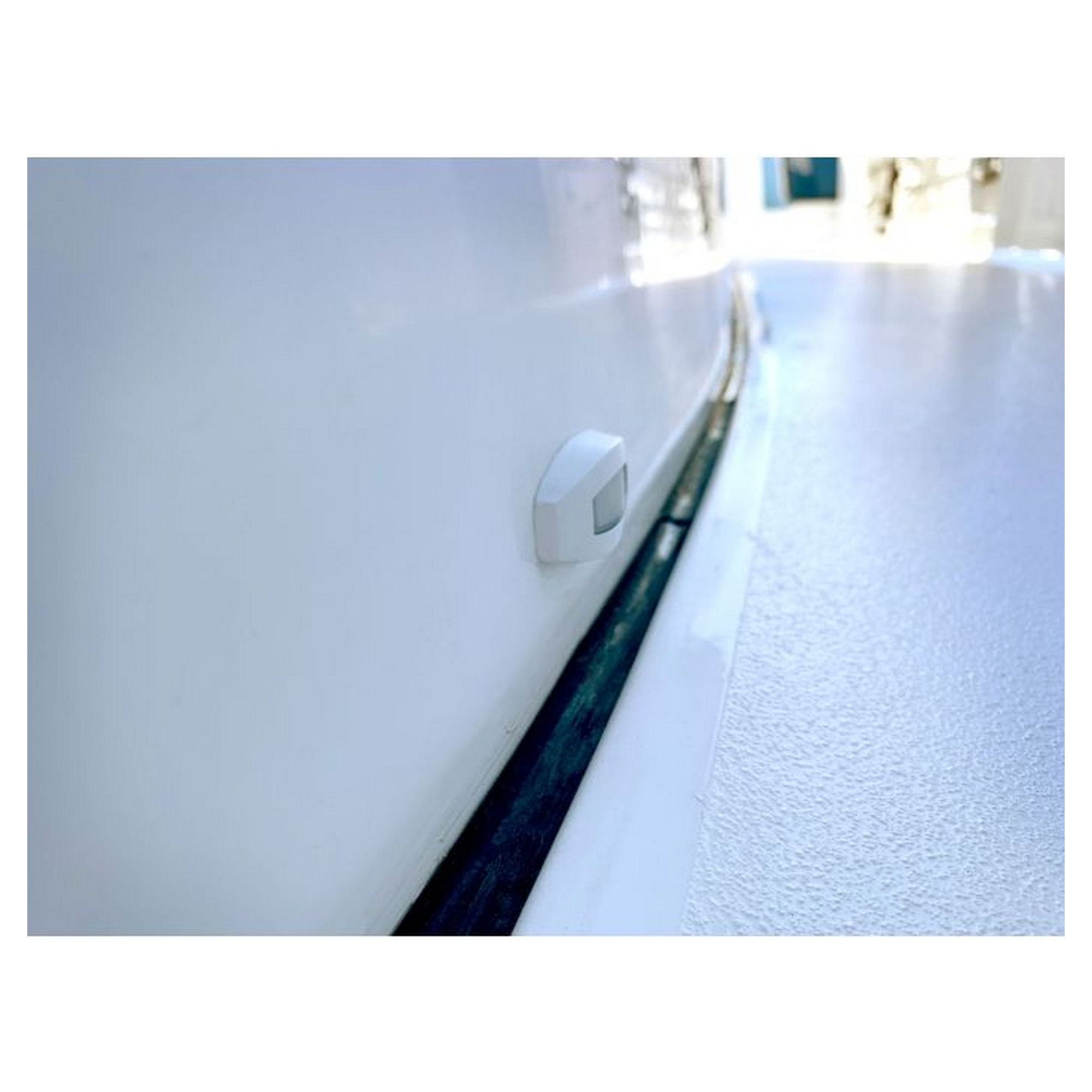 Купить Светодиодный светильник Lumitec Fiji 101756 10-16В 0.033А 0,4Вт 26лм 5000°К IP67 4шт/уп красный/зеленый/синий/белый свет серебристый корпус 7ft.ru в интернет магазине Семь Футов