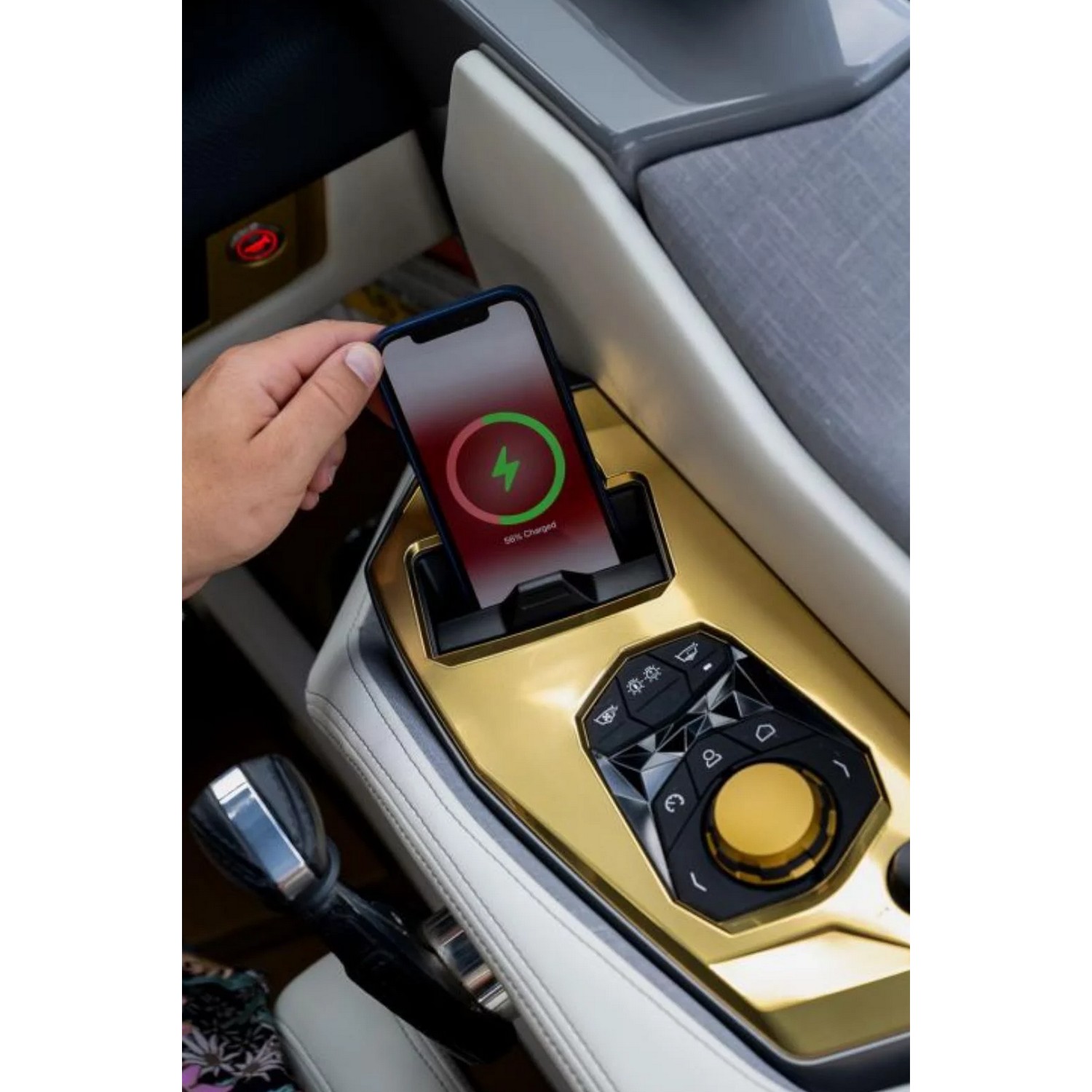 Купить Беспроводное зарядное устройство Scanstrut Aura SC-CW-12F 110x124мм 12/24В 10Вт IPX6 для телефона с магнитным креплением из черного пластика 7ft.ru в интернет магазине Семь Футов