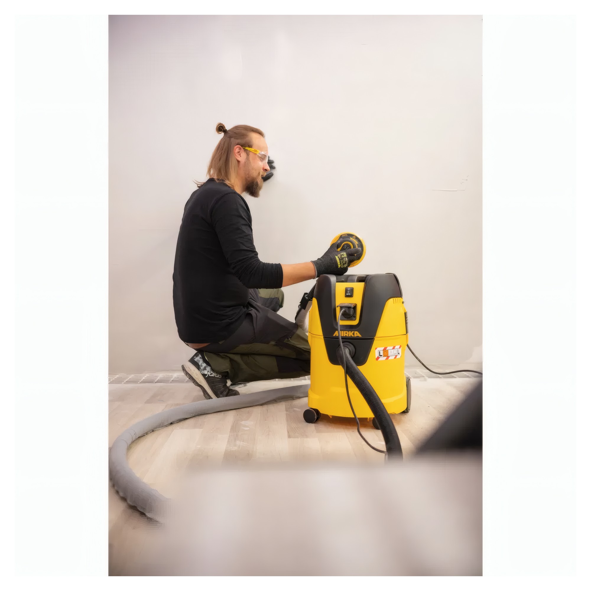 Купить Строительный пылесос Mirka Dust Extractor 1125L 8999000222 220-240В 1200Вт 25л 61дБ IPX4 375x390x530мм для сухой и влажной уборки 7ft.ru в интернет магазине Семь Футов