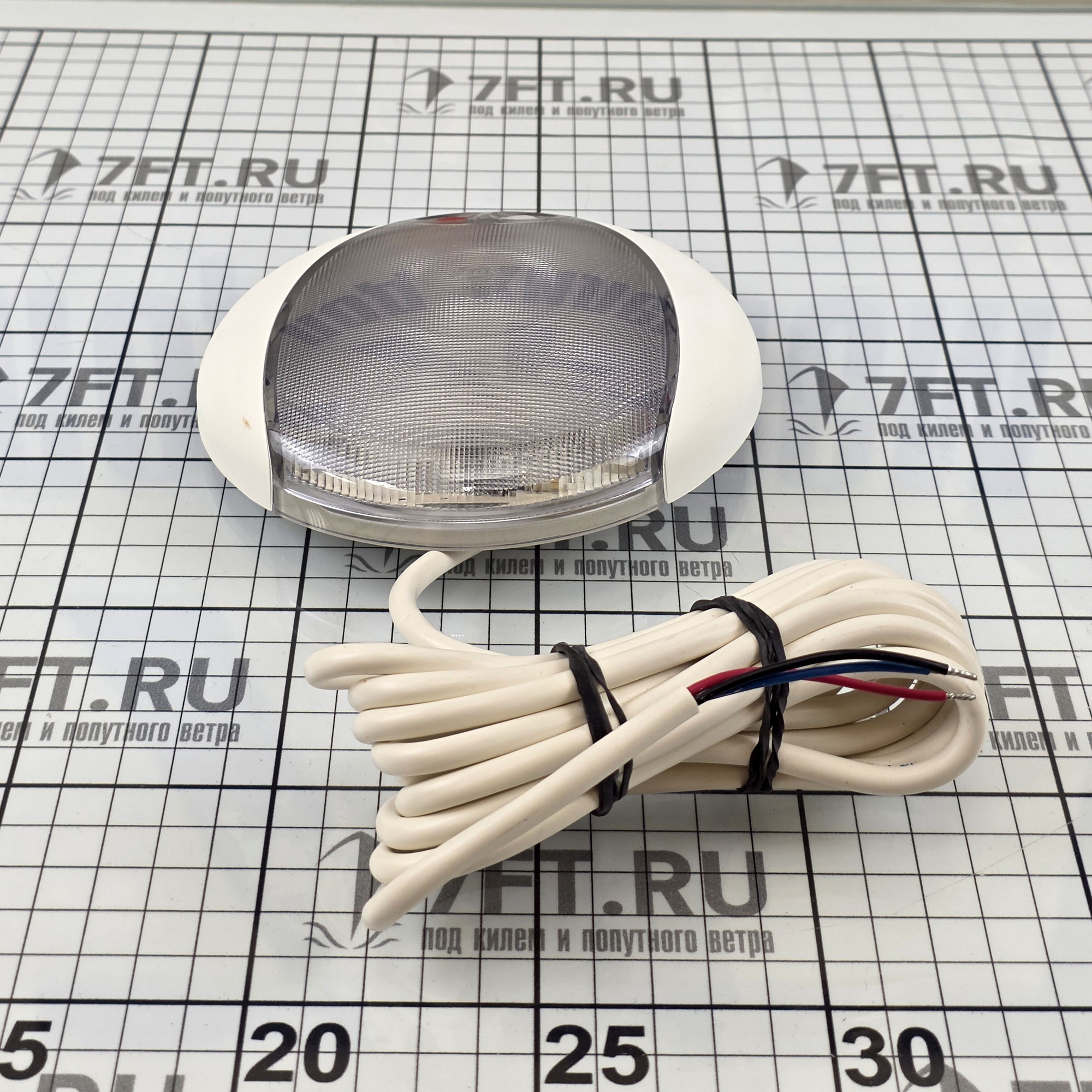 Купить Светильник накладной водонепроницаемый Hella Marine EuroLed 130 Touch 2JA 959 950-121 9-33В 4Вт белый корпус белый/красный свет 7ft.ru в интернет магазине Семь Футов