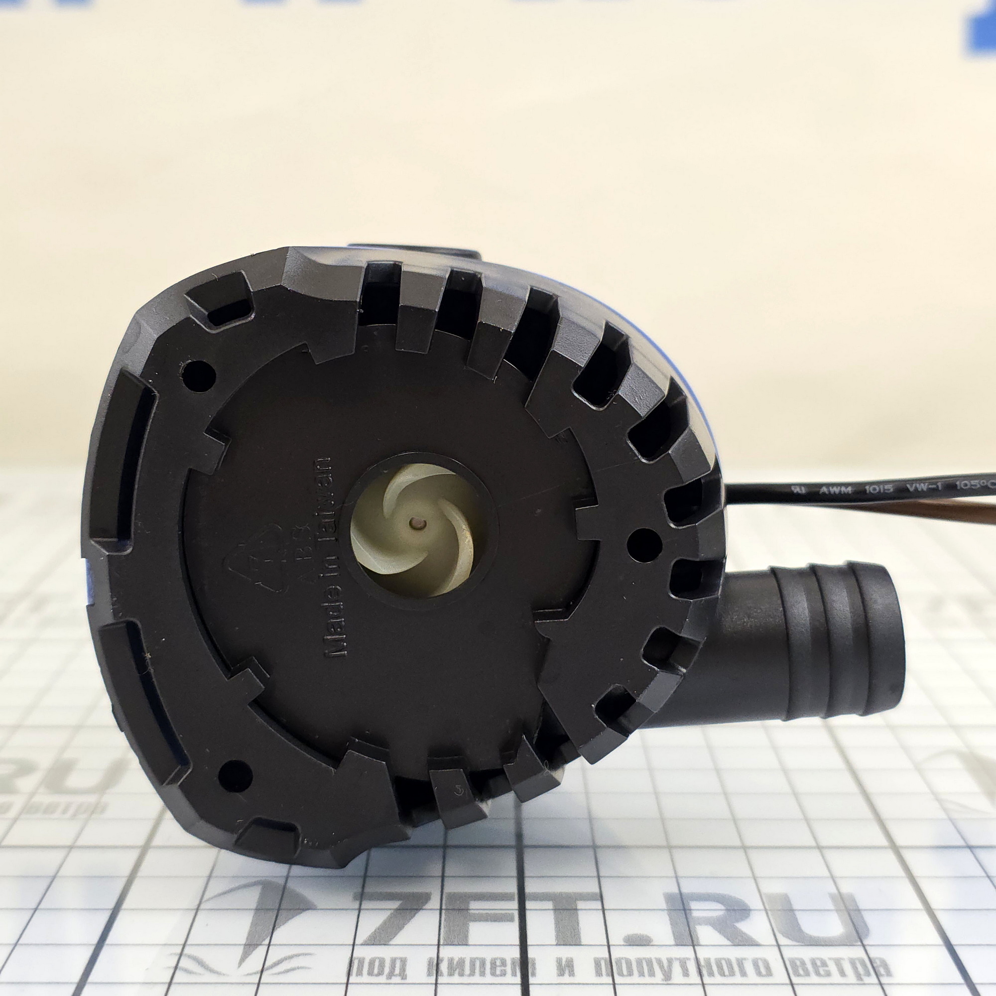 Купить Помпа трюмная погружная Whale Orca 500 BE0500 12В 1,5А 32л/мин подъём до 3м под шланг Ø19мм 7ft.ru в интернет магазине Семь Футов