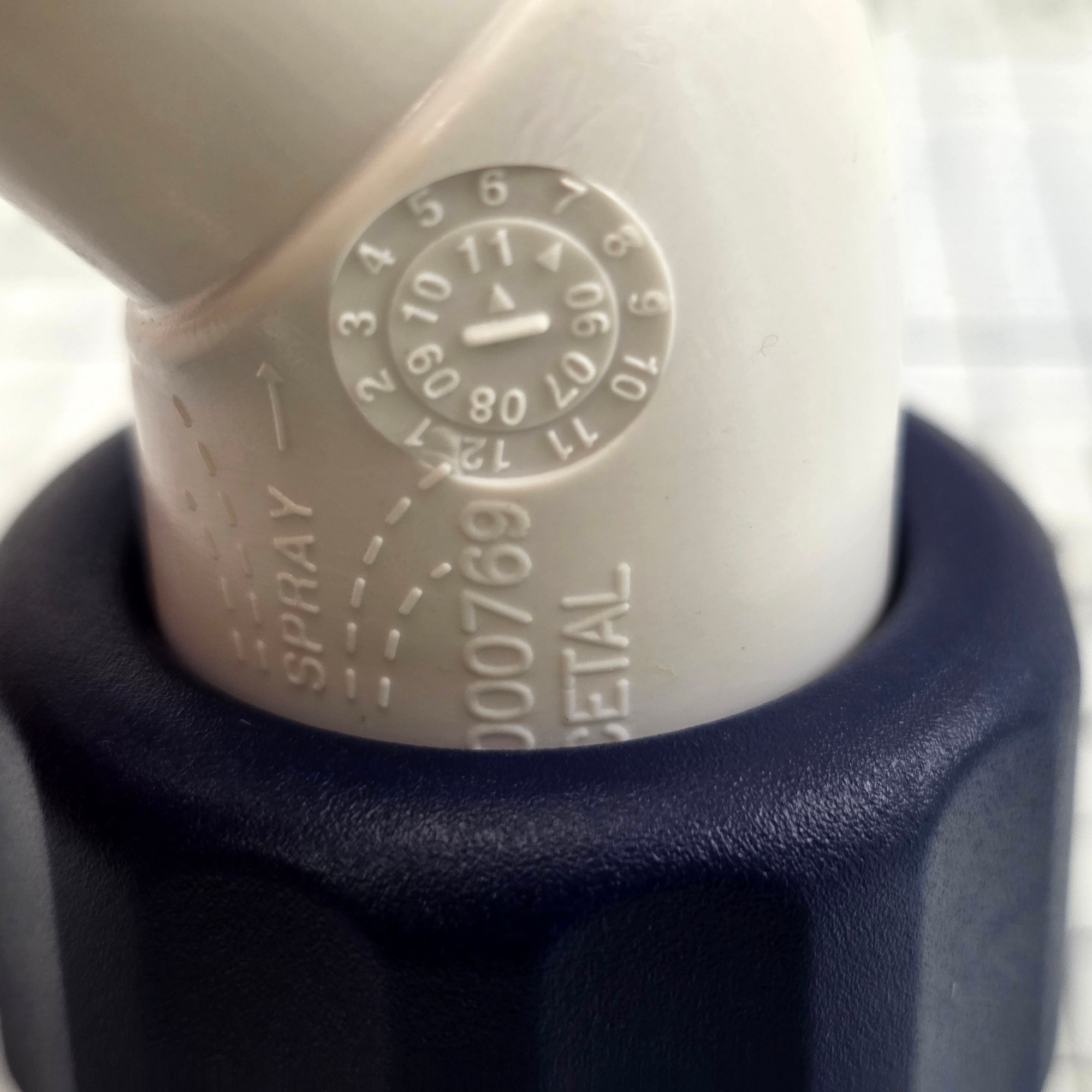 Купить Помпа трюмная погружная Attwood Heavy King HD2000 4760-1 12 В 6,6 А 126 л/мин 29 мм 7ft.ru в интернет магазине Семь Футов