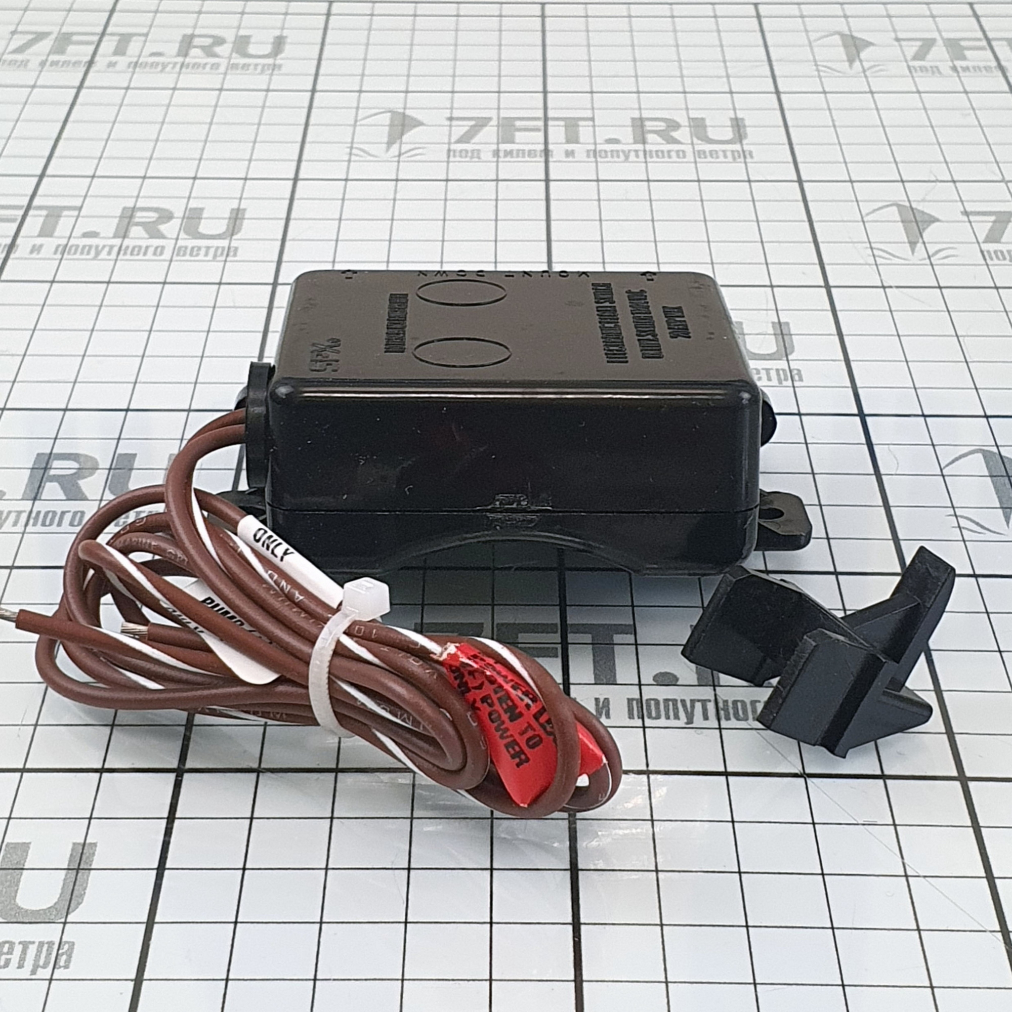 Купить Автоматический выключатель насоса/помпы Johnson Pump Ultima 34-36303 12/24В 20А 85x62x30мм 7ft.ru в интернет магазине Семь Футов