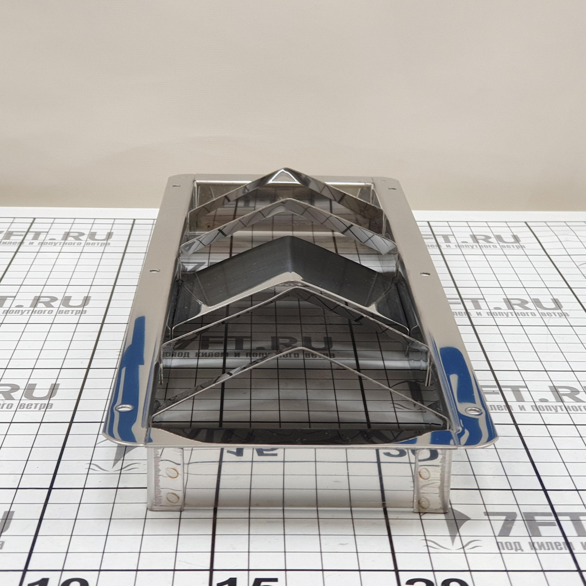 Купить Решетка вентиляционная Marine Quality 41290 326x114х90мм 5 ячеек нерегулируемая из нержавеющей стали AISI316 7ft.ru в интернет магазине Семь Футов