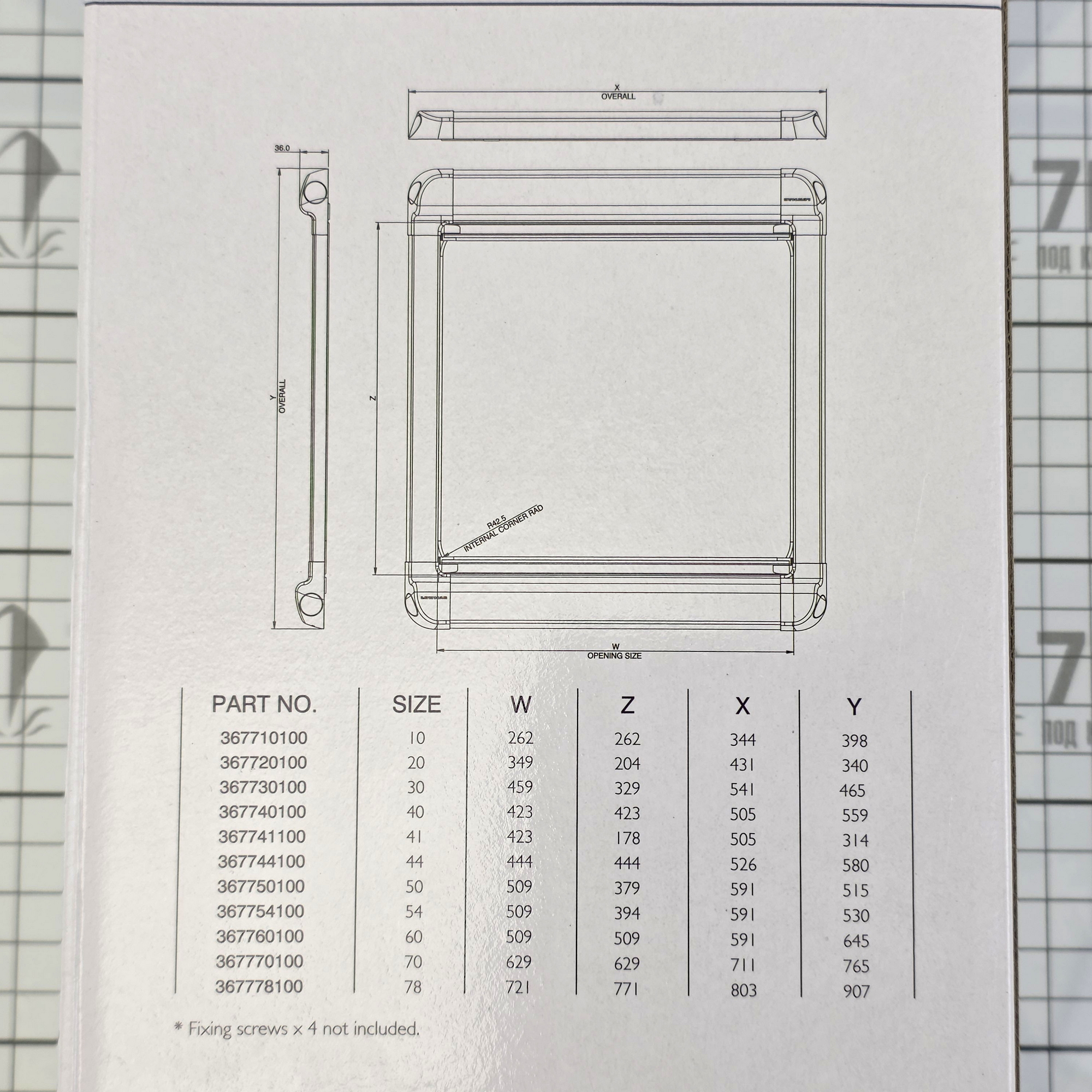 Купить Светозащитная шторка и москитная сетка Lewmar Eclipse Roller Shade 367730100 541 x 465 мм размер 30 7ft.ru в интернет магазине Семь Футов