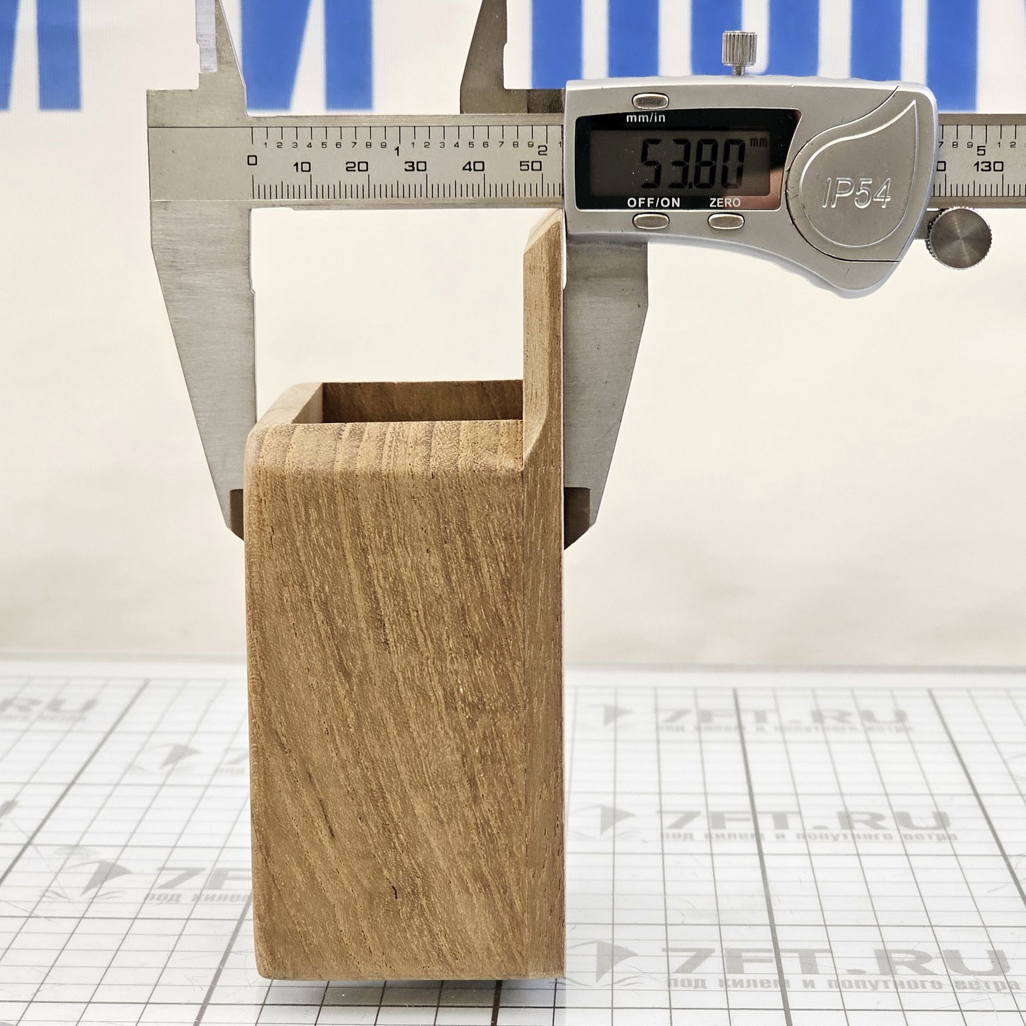Купить Полка для мобильного телефона Roca 640990 65x40мм из тика 7ft.ru в интернет магазине Семь Футов