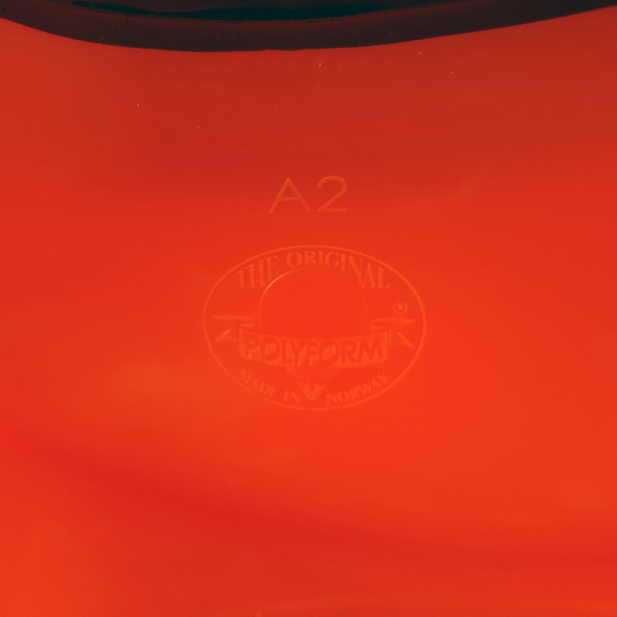 Купить Буй надувной Polyform A2 WTA-2/04 390x500мм из виниловой пластмассы красный 7ft.ru в интернет магазине Семь Футов