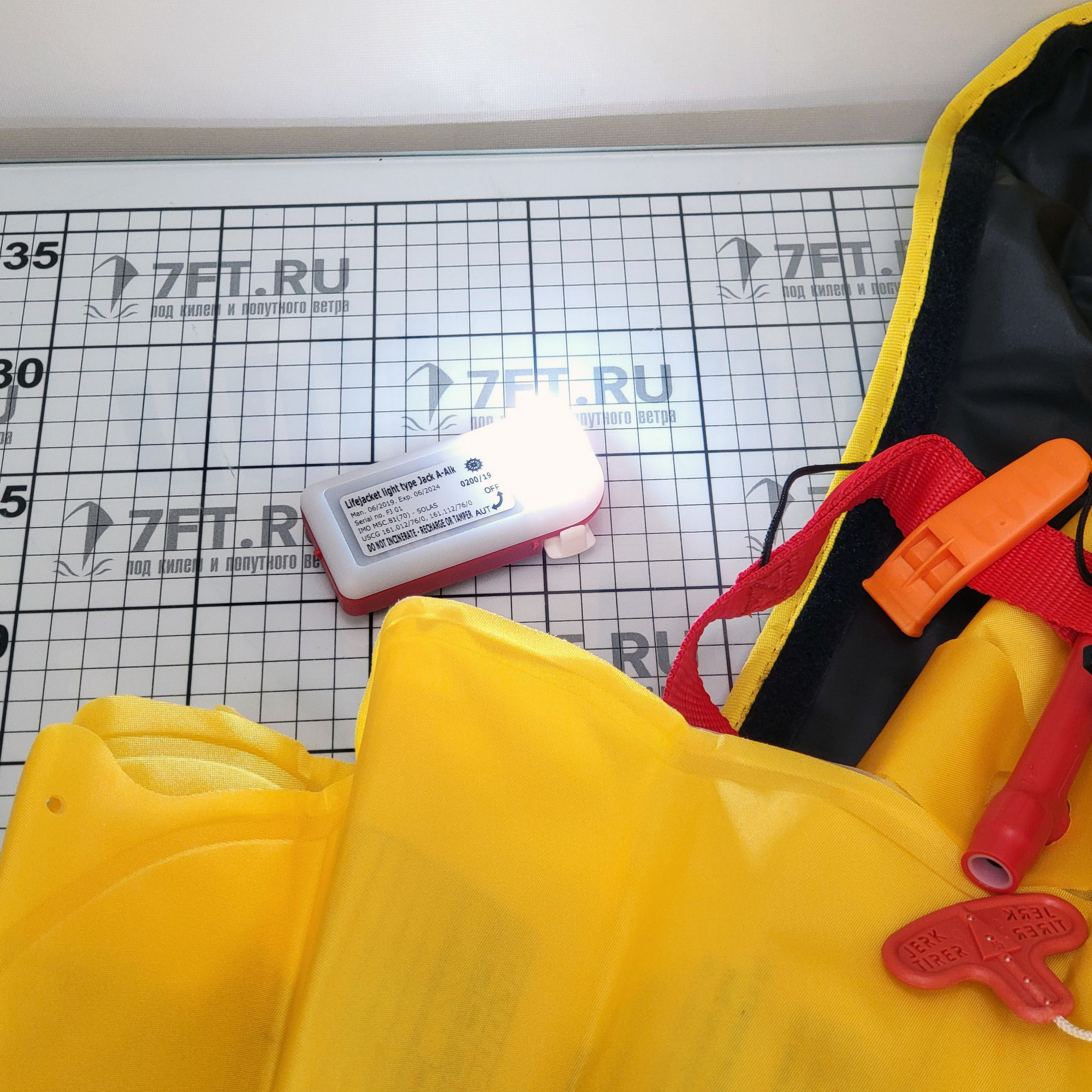 Купить Надувной двухкамерный спасательный жилет Hansen Protection Sea Lion 275N черный 82945-05990STD 7ft.ru в интернет магазине Семь Футов