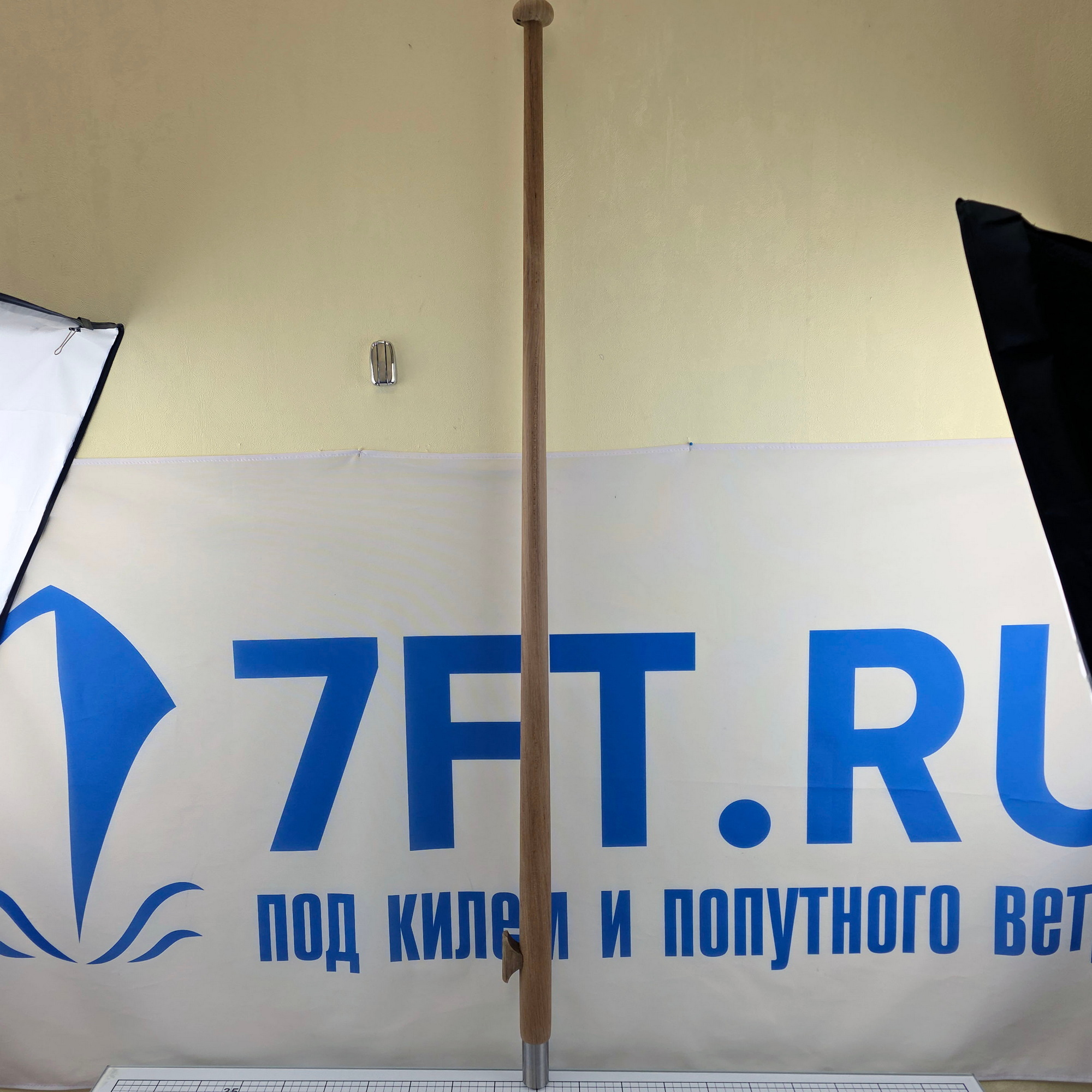 Купить Флагшток из тика Roca 607562 122см Ø32мм 7ft.ru в интернет магазине Семь Футов