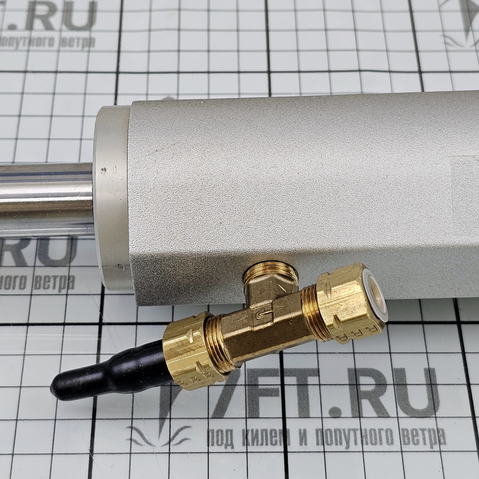 Купить Гидроцилиндр привода румпеля Ultraflex UC 215-1 39433C 7ft.ru в интернет магазине Семь Футов