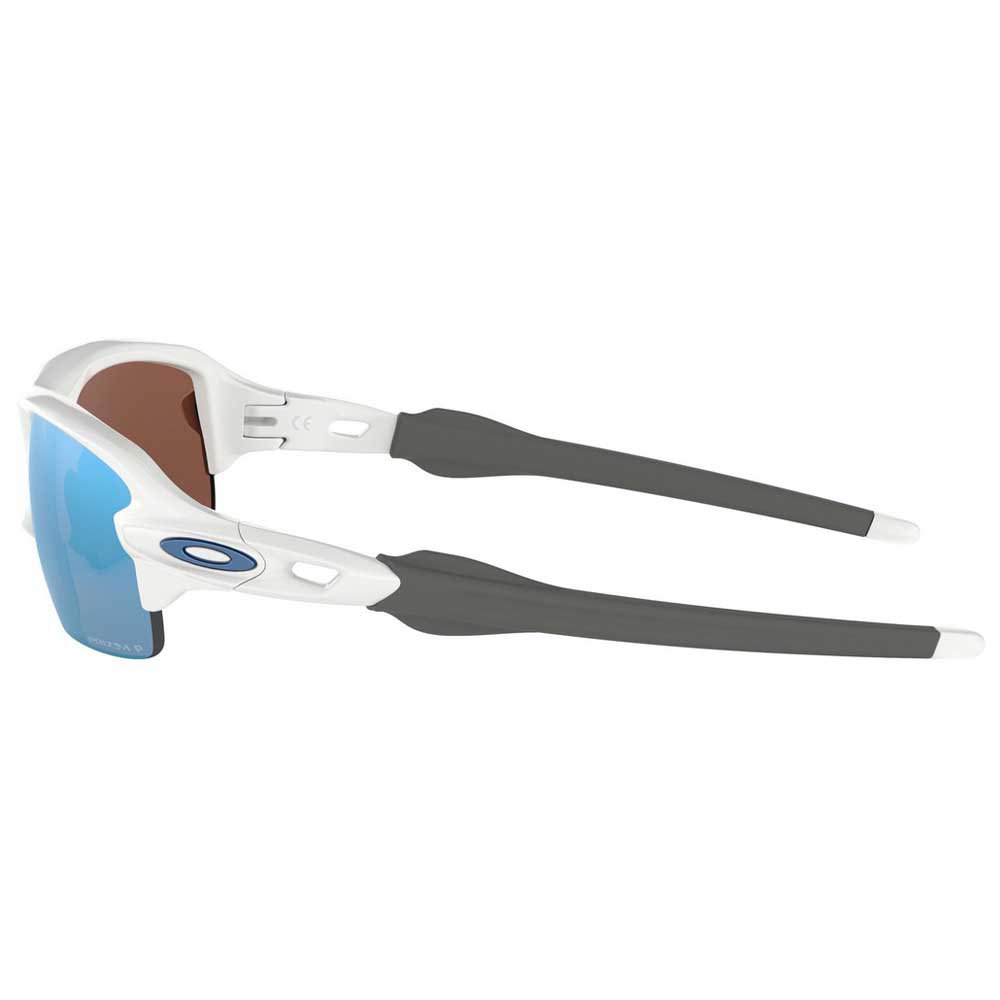 Купить Oakley OJ9005-0659 Flak XS Prizm Молодежные поляризованные солнцезащитные очки Deep Water Polished White Prizm Deep Water Polarized/Cat3 7ft.ru в интернет магазине Семь Футов