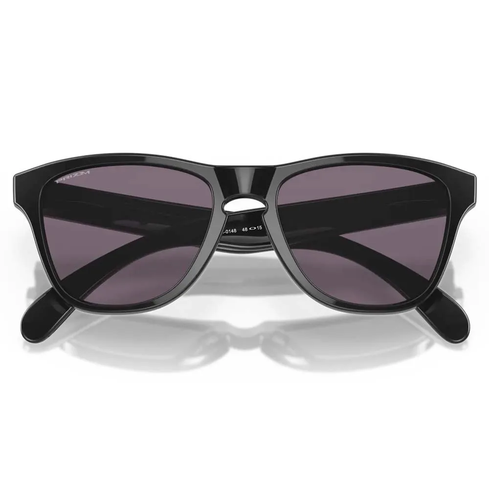 Купить Oakley oj9009-0148 Солнцезащитные очки Frogskins XXS Prizm Polished Black 25x12x10 Prizm Grey/CAT3 7ft.ru в интернет магазине Семь Футов