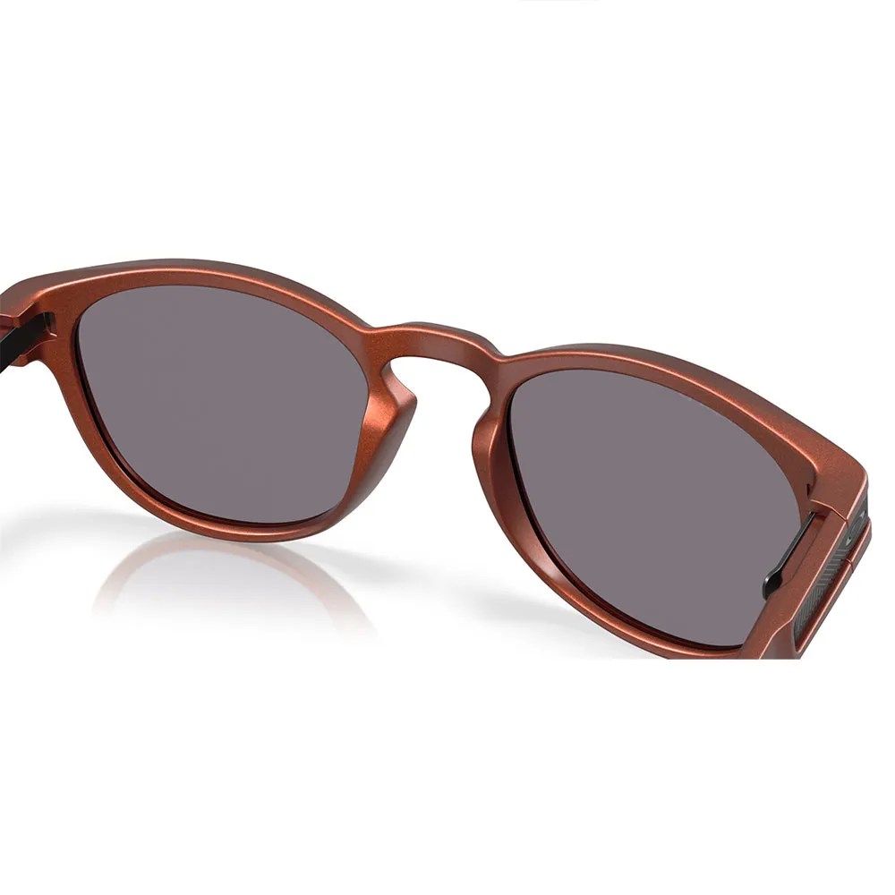 Купить Oakley OO9265-7353 поляризованные солнцезащитные очки Latch Fire Orange Prizm Grey Polarized/CAT3 7ft.ru в интернет магазине Семь Футов