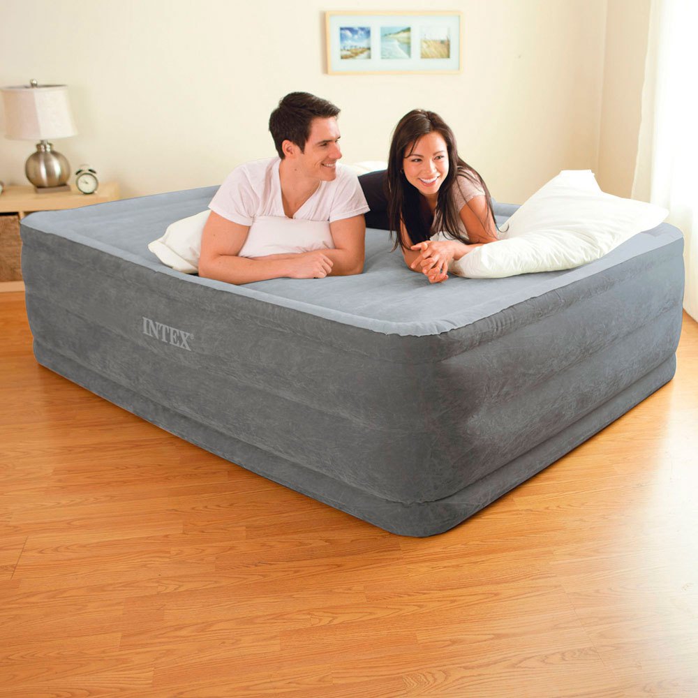 надувная двухместная кровать со встроенным насосом