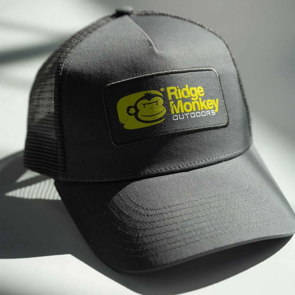 Купить Ridgemonkey outc034-jet-unit Кепка Stack Logo Badge Trucker Dark Grey 20x20x3 7ft.ru в интернет магазине Семь Футов