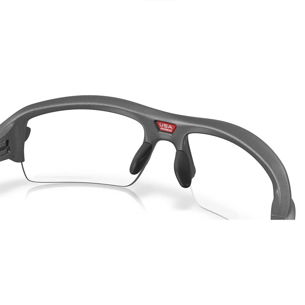 Купить Oakley OO9511-0759 Фотохромные солнцезащитные очки Flak 2.0 s Steel Clear Photoridium/CAT0-3 7ft.ru в интернет магазине Семь Футов
