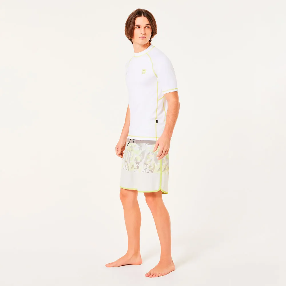 Купить Oakley foa405404-5ap-31 плавательные шорты Session rc 19´´ boardshort Camo Palm Sulphur 20x17x4 7ft.ru в интернет магазине Семь Футов