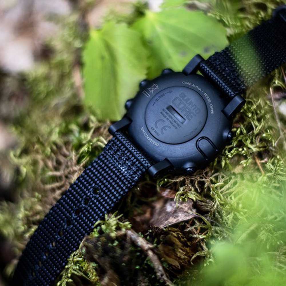 Suunto core alpha. Suunto Core Brushed Steel. Suunto Core Alpha Stealth Black. Наручные часы Suunto ss014809000 Core Regular Black. Suunto Core Classic.