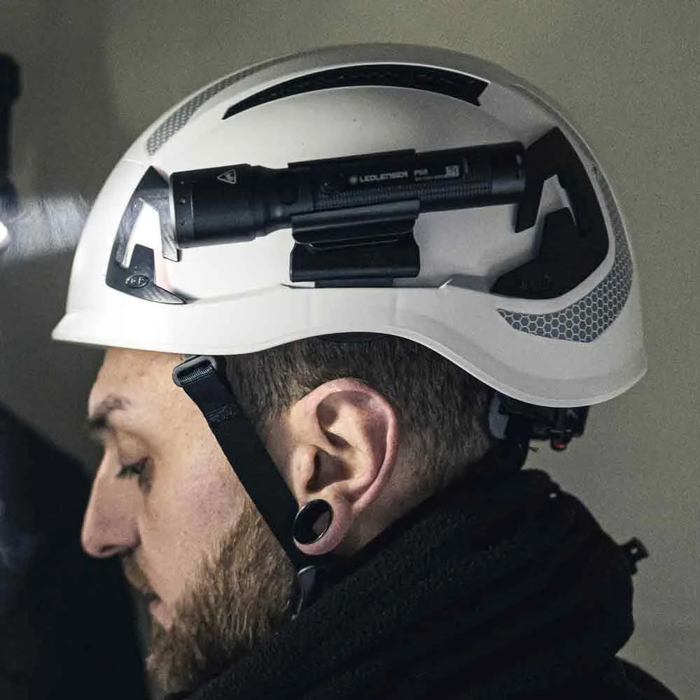 Купить Ledlenser 503109 перезаряжаемый фонарик P5R Black 20x10x10 7ft.ru в интернет магазине Семь Футов