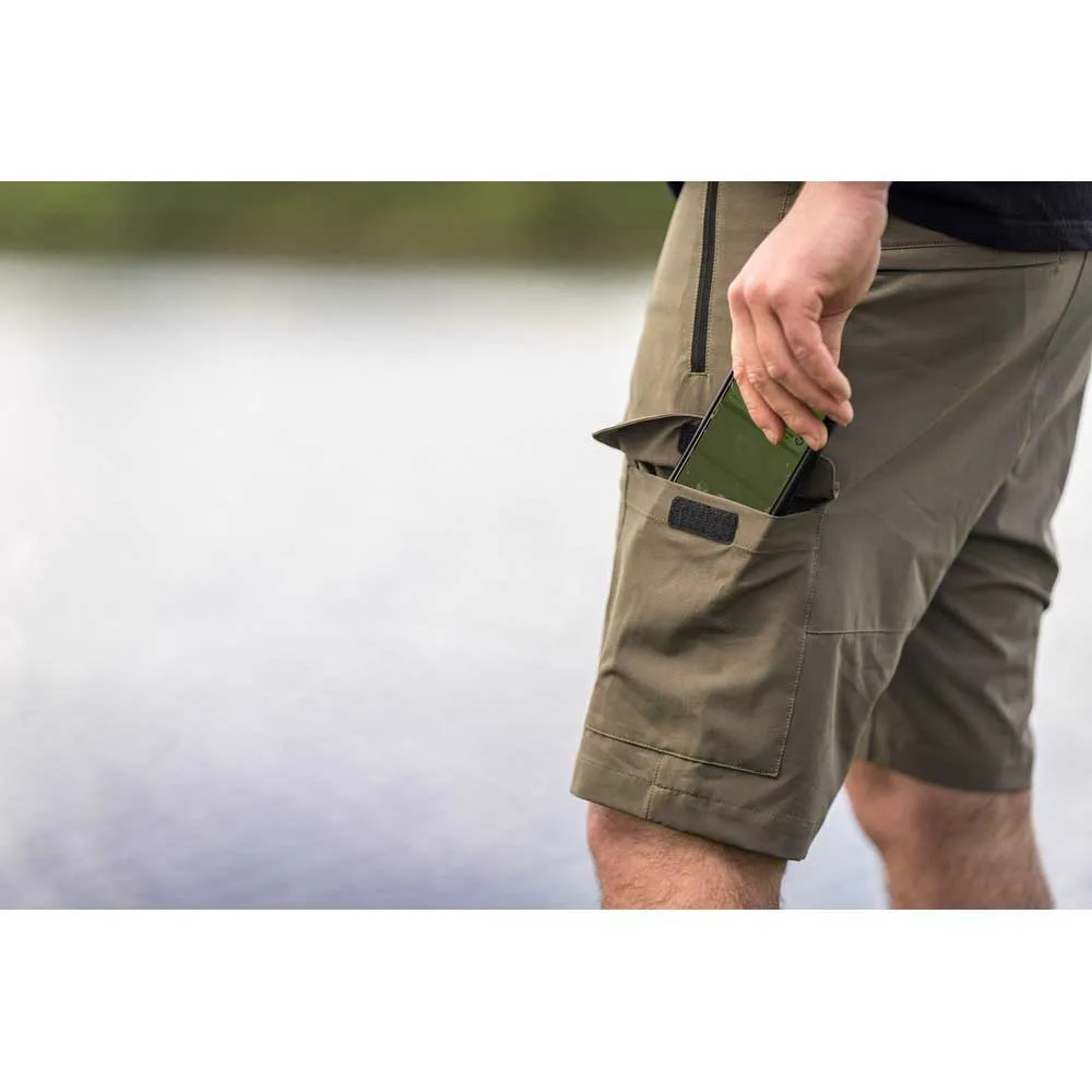 Купить Avid carp a0620372 Шорты Technical Combat Green 30x20x10 S 7ft.ru в интернет магазине Семь Футов