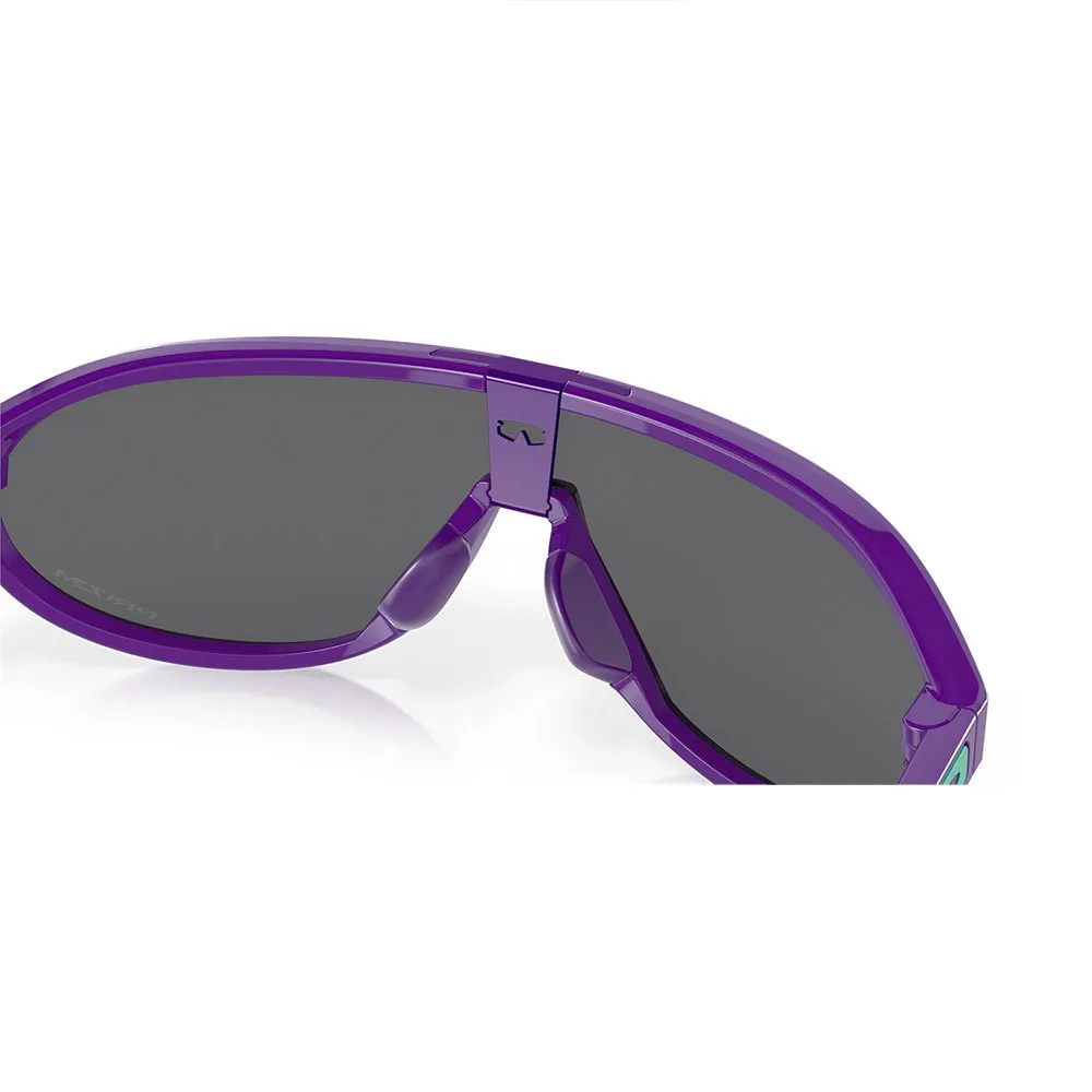 Купить Oakley 0OO9467-946704 Солнцезащитные очки CMDN  Electric Purple Prizm Black/CAT3 7ft.ru в интернет магазине Семь Футов