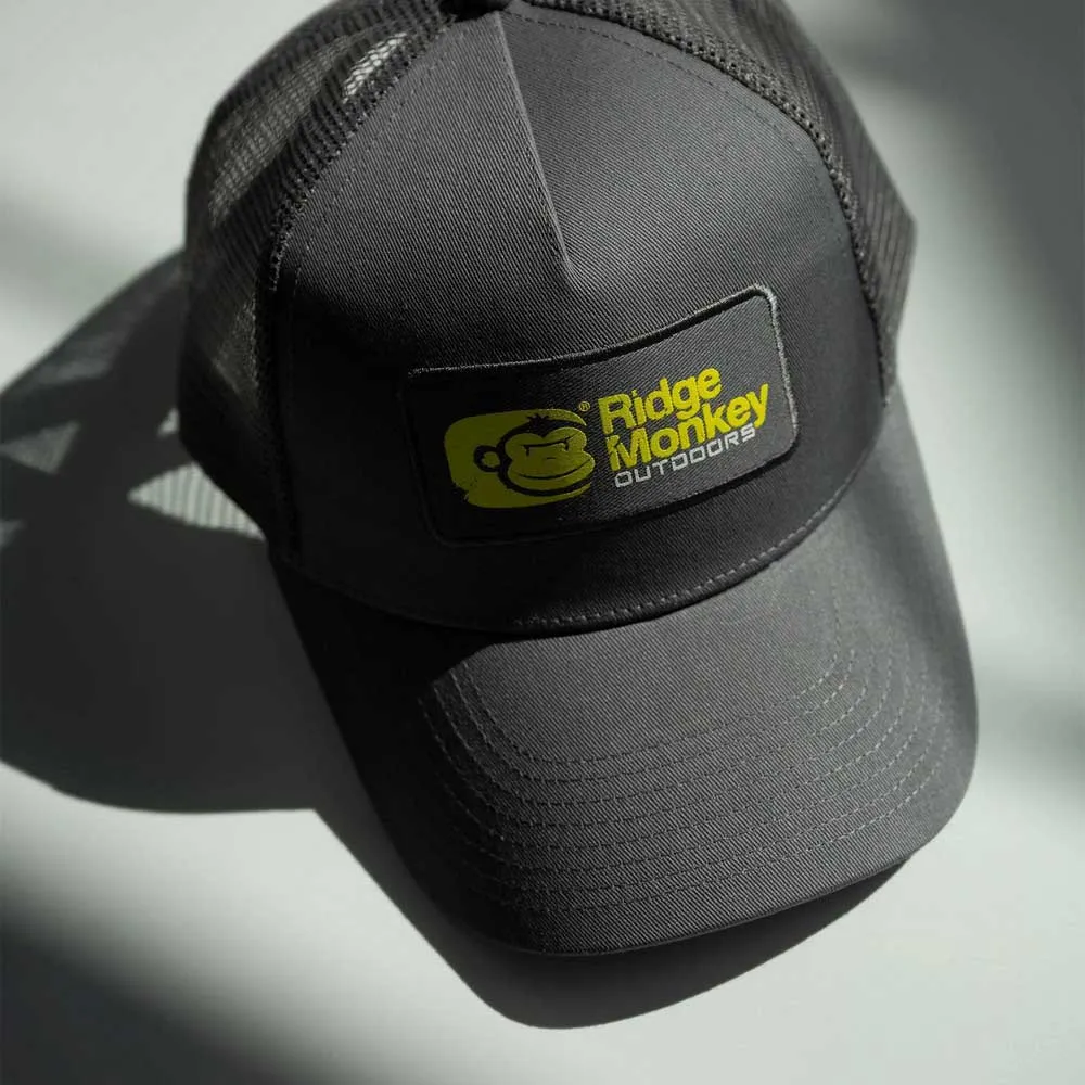 Купить Ridgemonkey outc034-jet-unit Кепка Stack Logo Badge Trucker Dark Grey 20x20x3 7ft.ru в интернет магазине Семь Футов