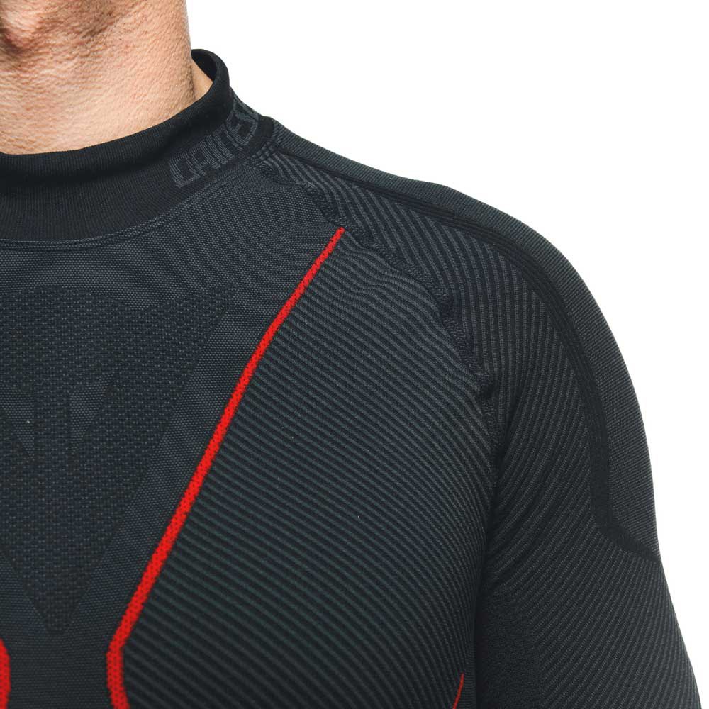 Купить Dainese 201916016-606-M Компрессионная футболка с длинным рукавом Thermo Черный Black / Red M 7ft.ru в интернет магазине Семь Футов